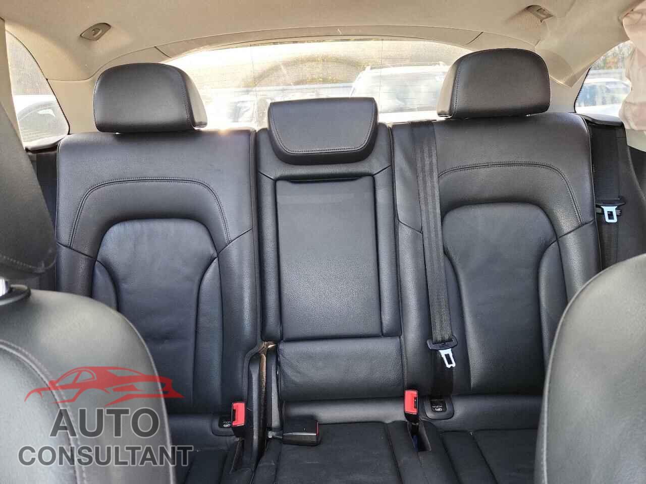 AUDI Q5 2012 - WA1CFAFP3CA002761