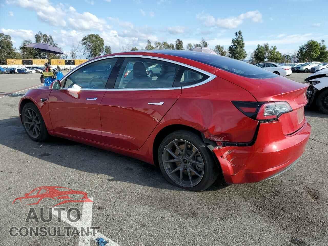 TESLA MODEL 3 2018 - 5YJ3E1EA8JF008825