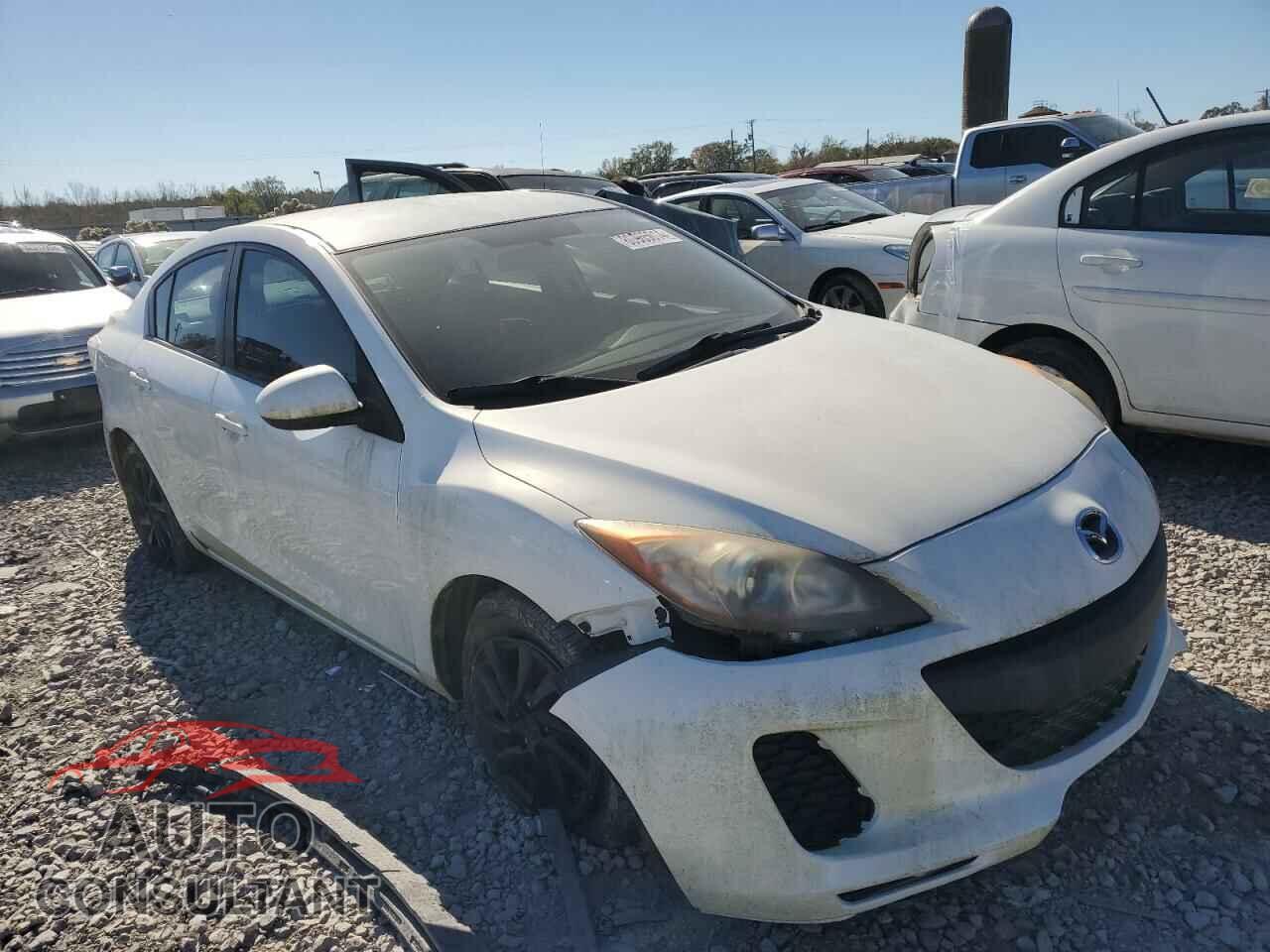 MAZDA 3 2012 - JM1BL1V79C1584408