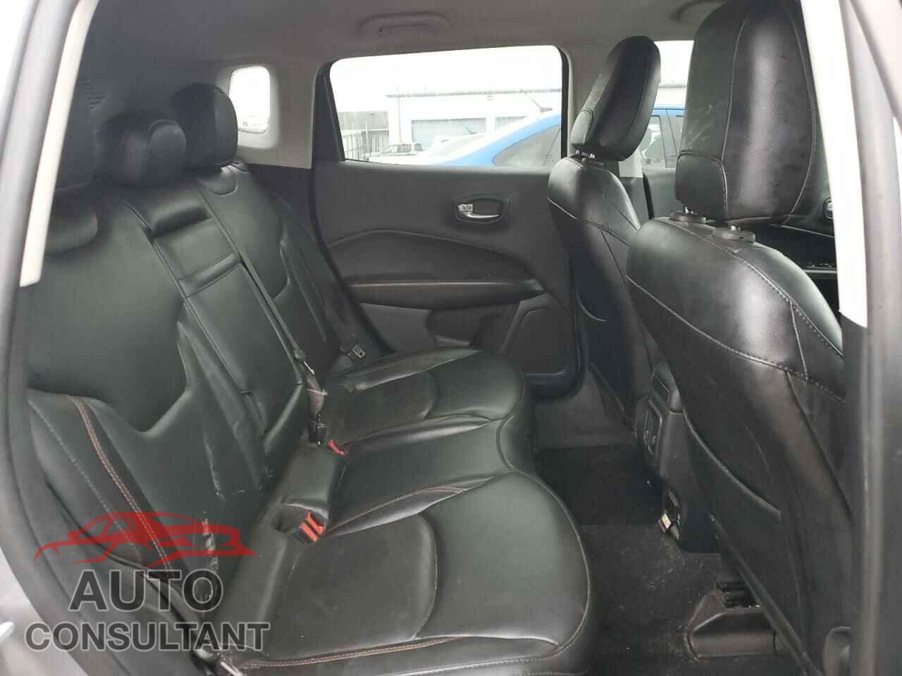 JEEP COMPASS 2019 - 3C4NJCCB6KT659868