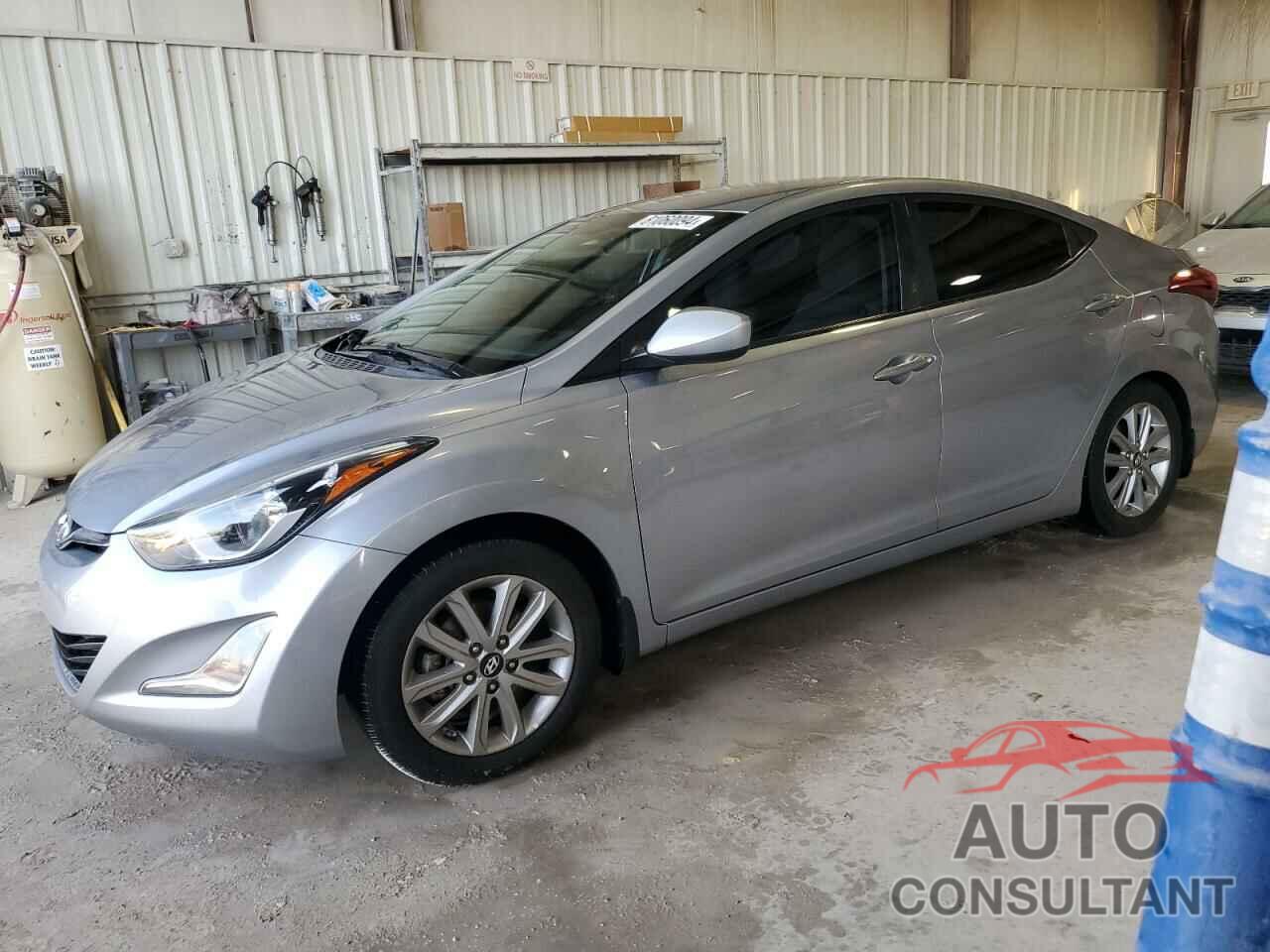 HYUNDAI ELANTRA 2015 - 5NPDH4AE4FH604867