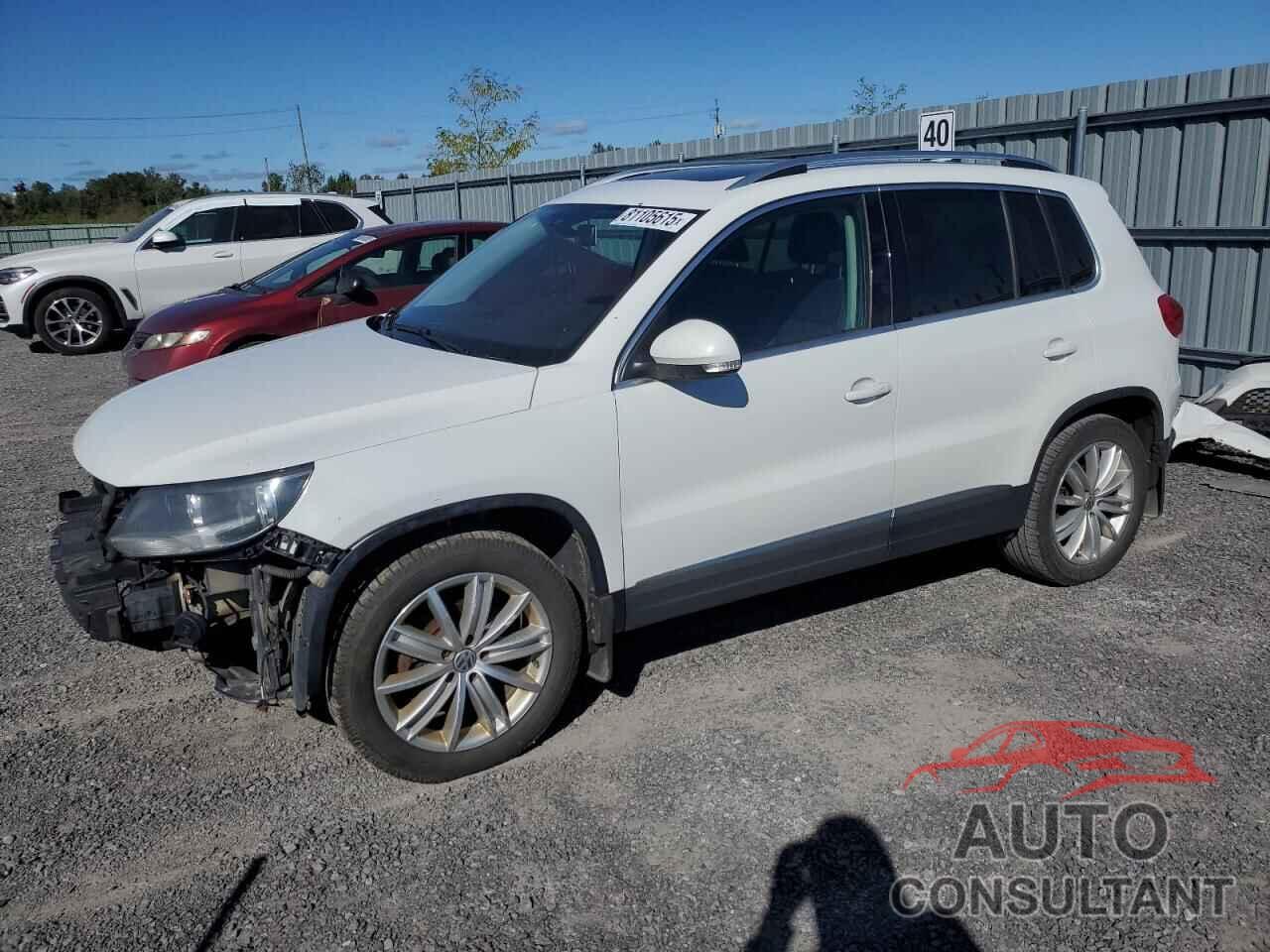 VOLKSWAGEN TIGUAN 2017 - WVGMV7AX1HK040770