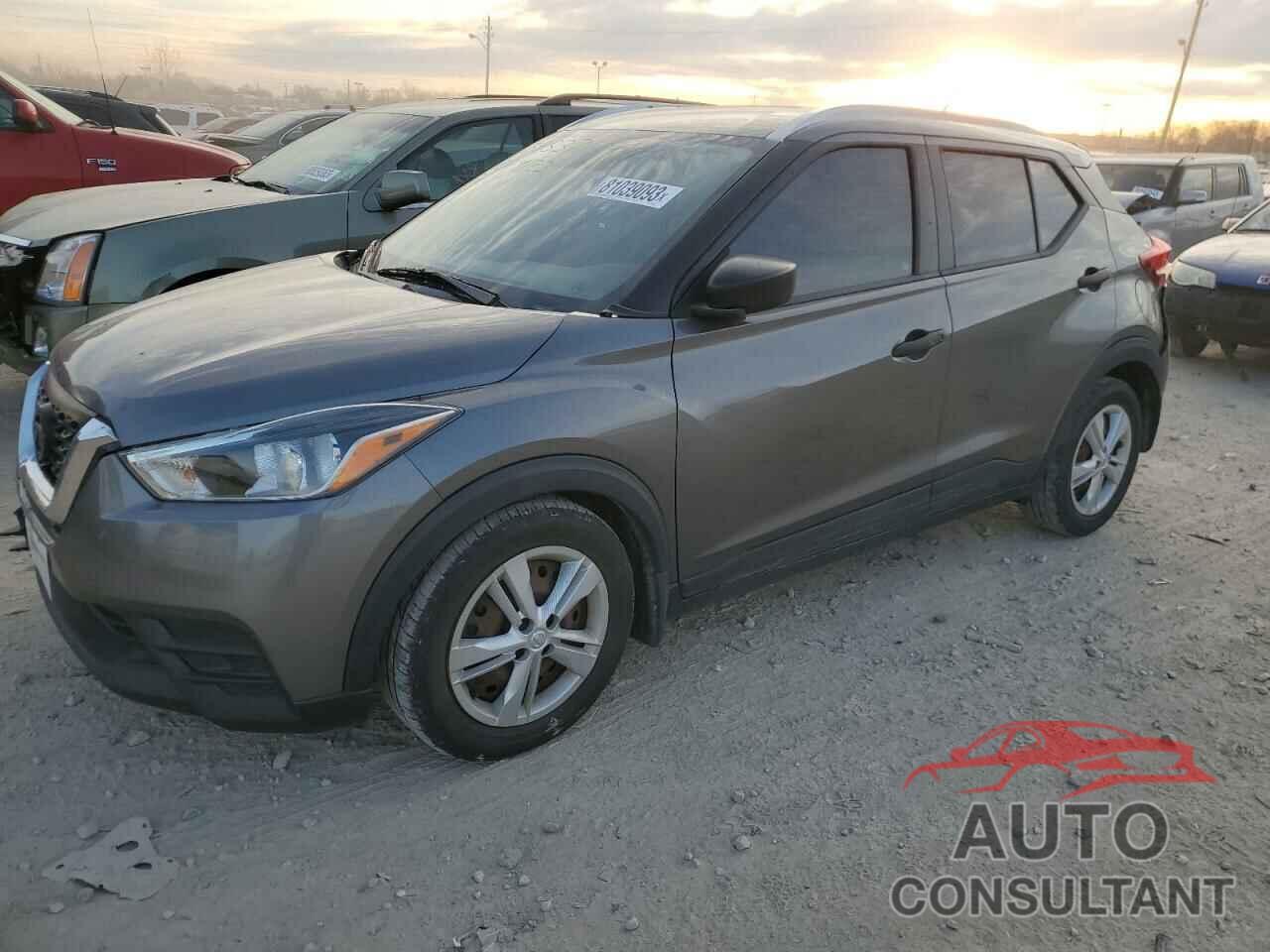 NISSAN KICKS 2018 - 3N1CP5CU3JL537683