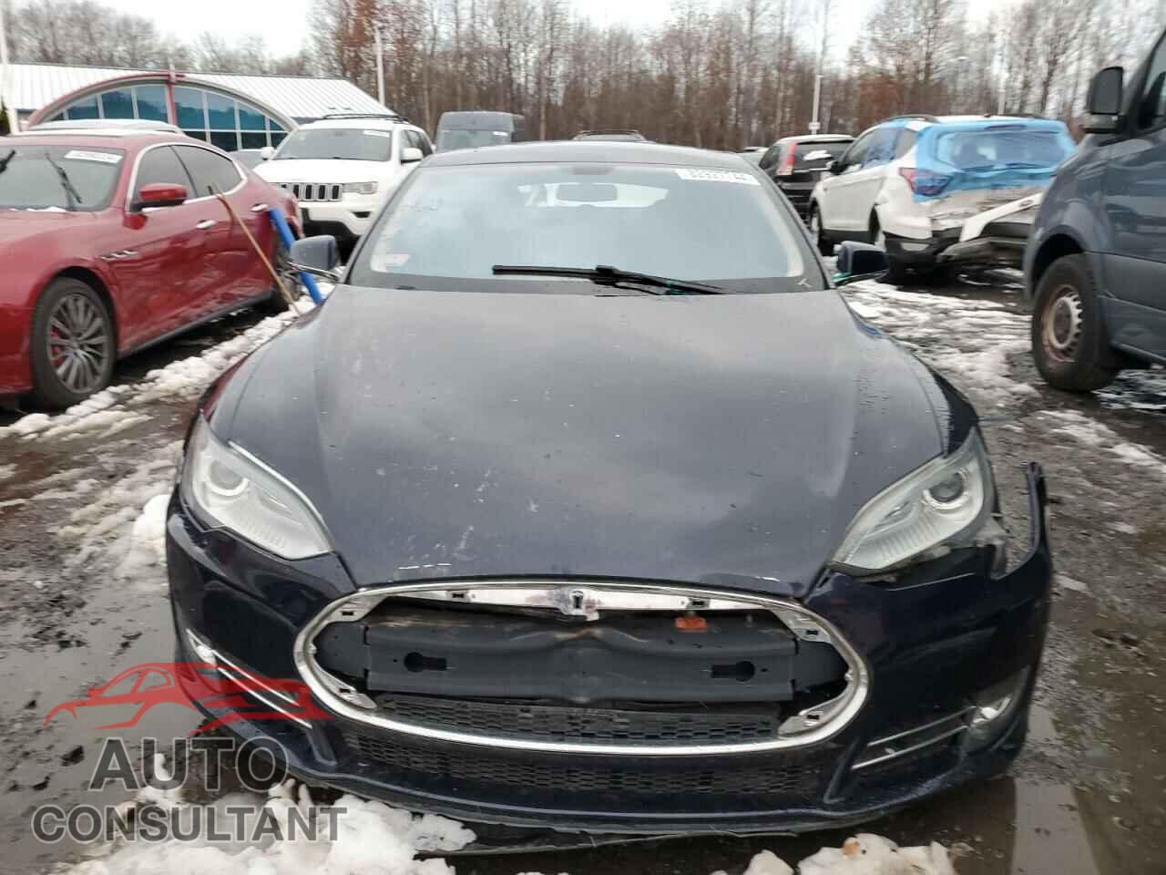 TESLA MODEL S 2013 - 5YJSA1CP8DFP06581