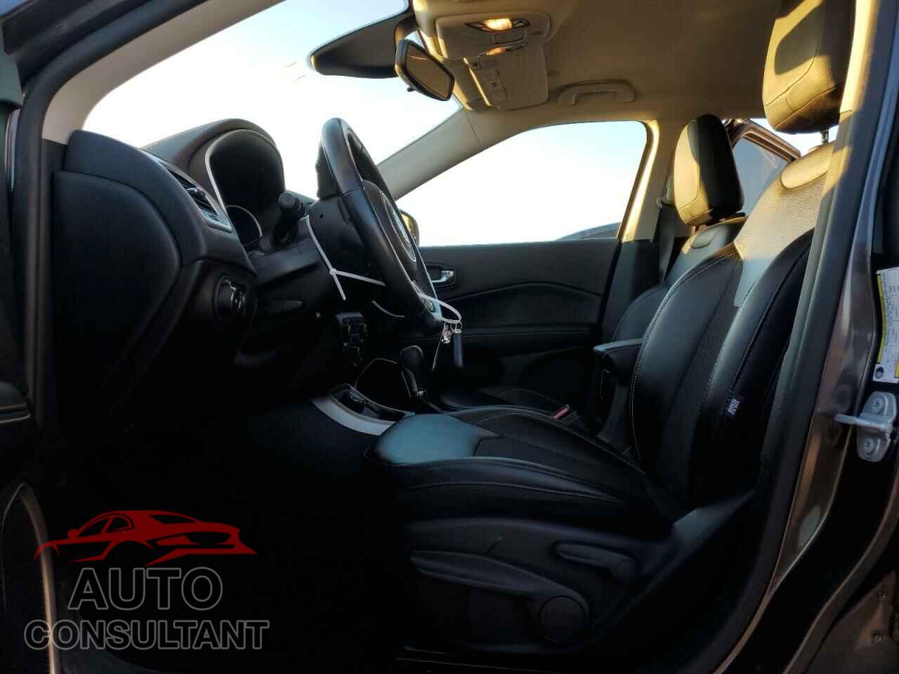 JEEP COMPASS 2020 - 3C4NJDBB1LT145287