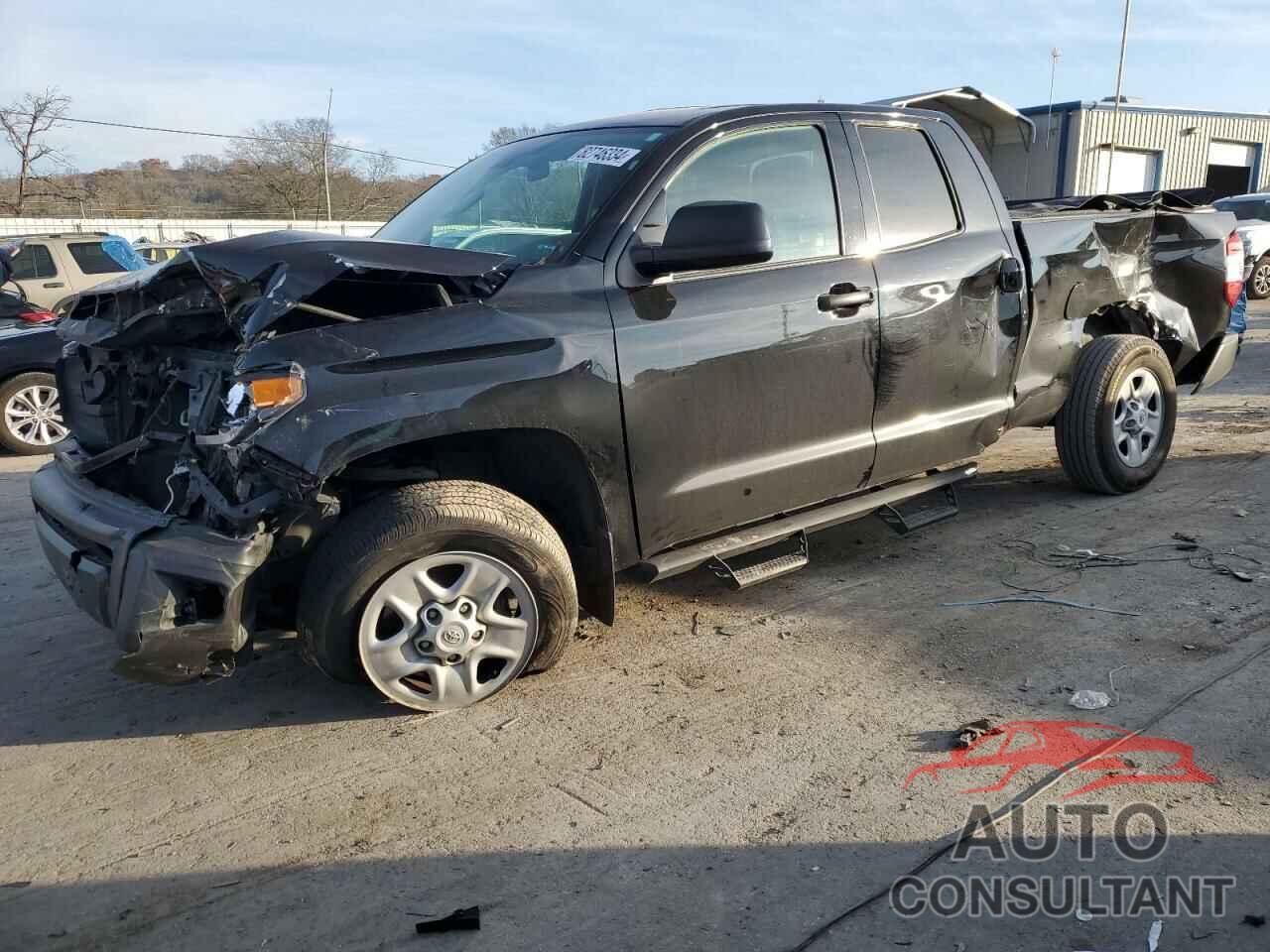 TOYOTA TUNDRA 2019 - 5TFUM5F15KX084068