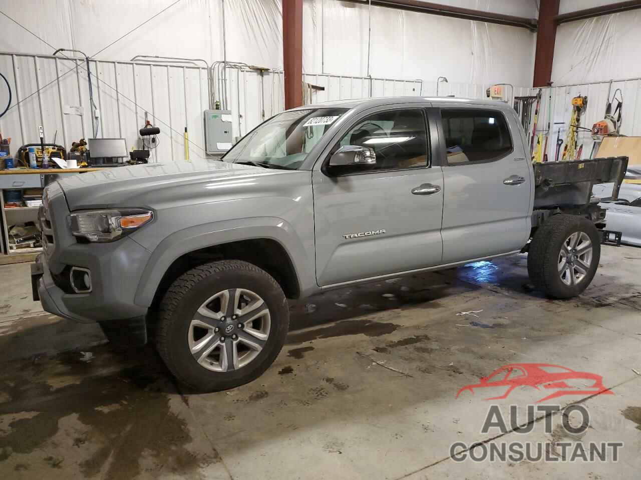 TOYOTA TACOMA 2018 - 3TMGZ5AN3JM136651