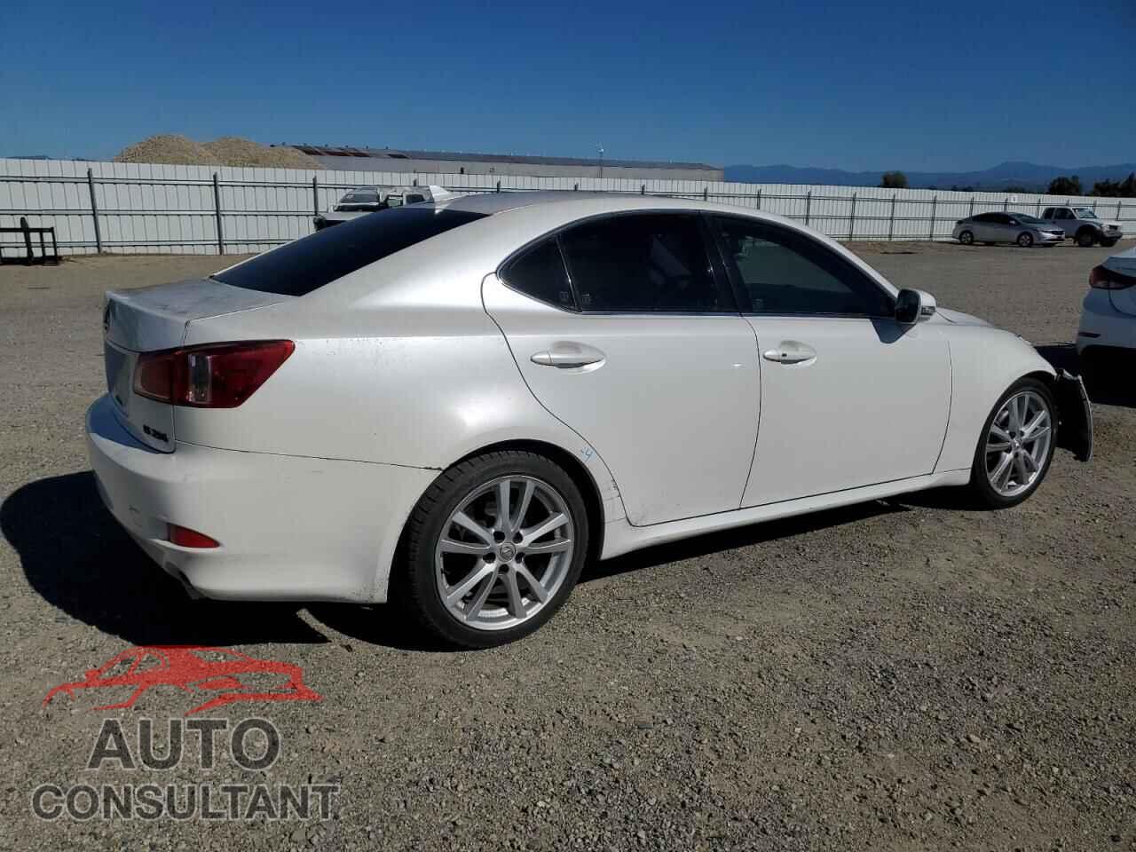 LEXUS IS 2012 - JTHBF5C23C5173261
