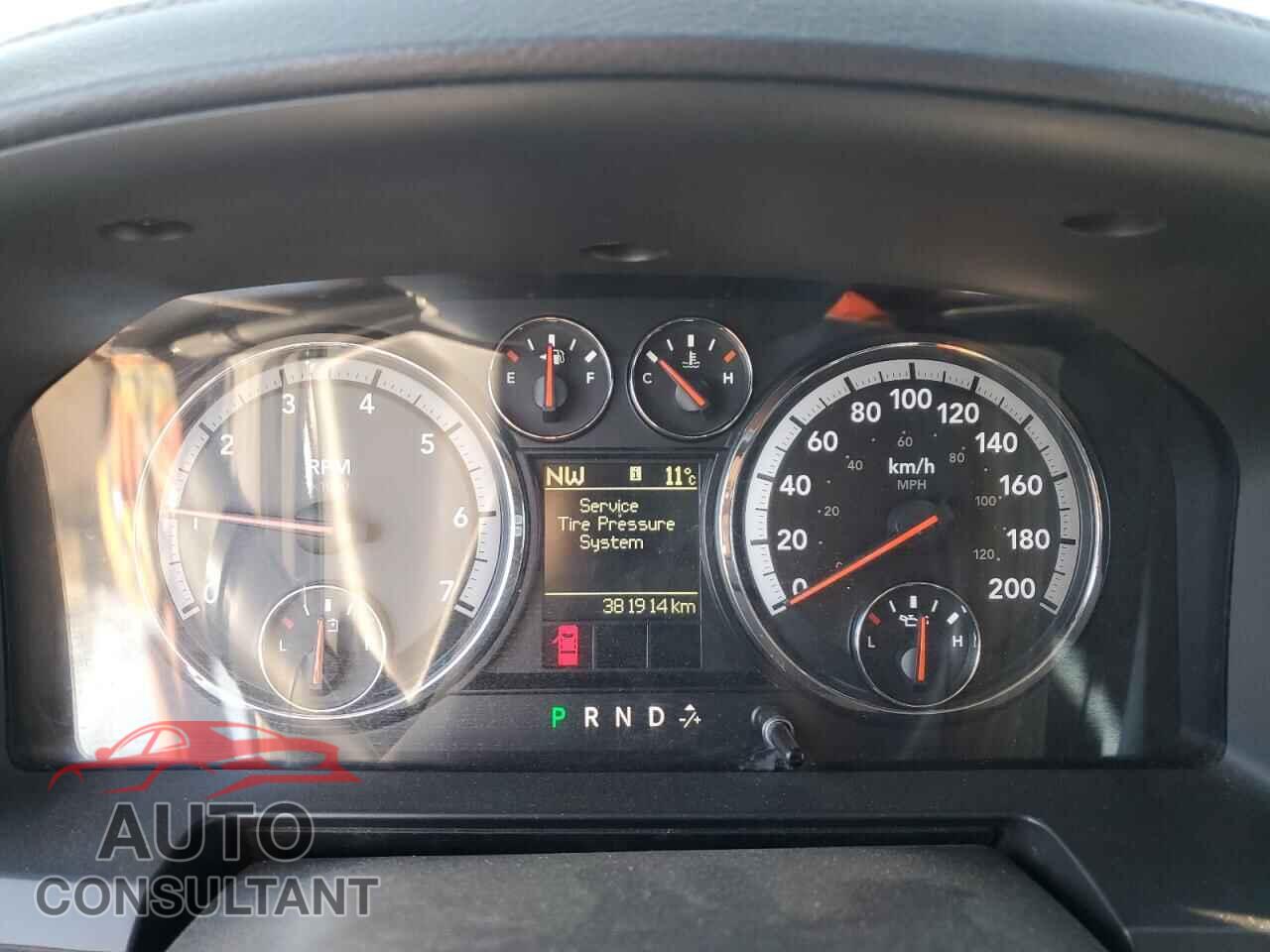 DODGE RAM 1500 2012 - 1C6RD7MTXCS157981