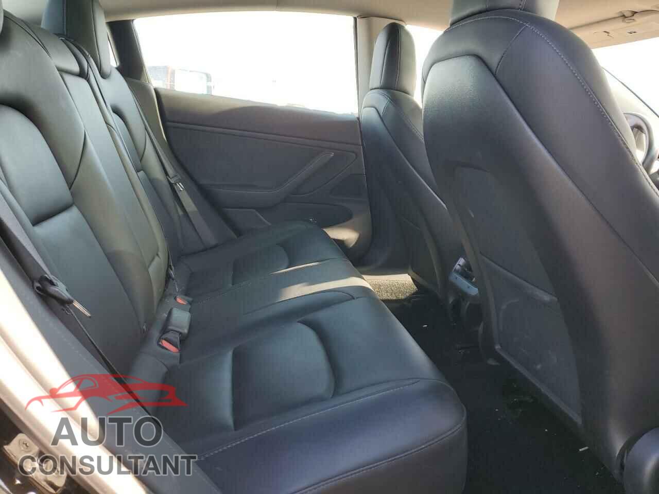TESLA MODEL 3 2019 - 5YJ3E1EA8KF297934