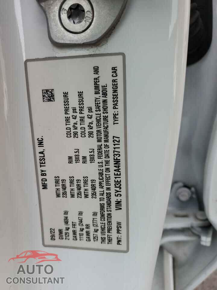 TESLA MODEL 3 2022 - 5YJ3E1EA4NF371127