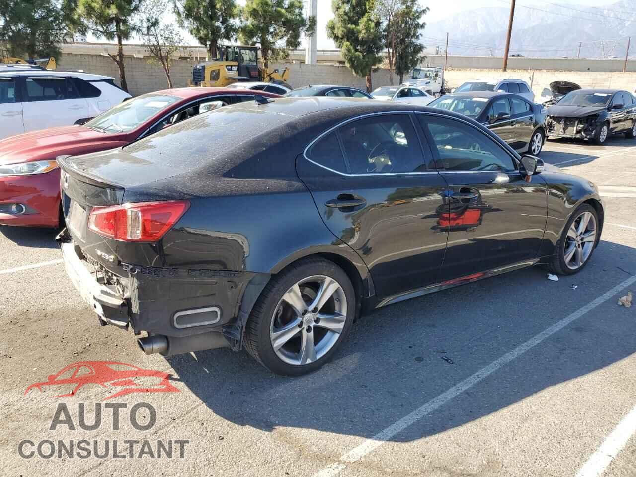 LEXUS IS 2011 - JTHBF5C28B5152940