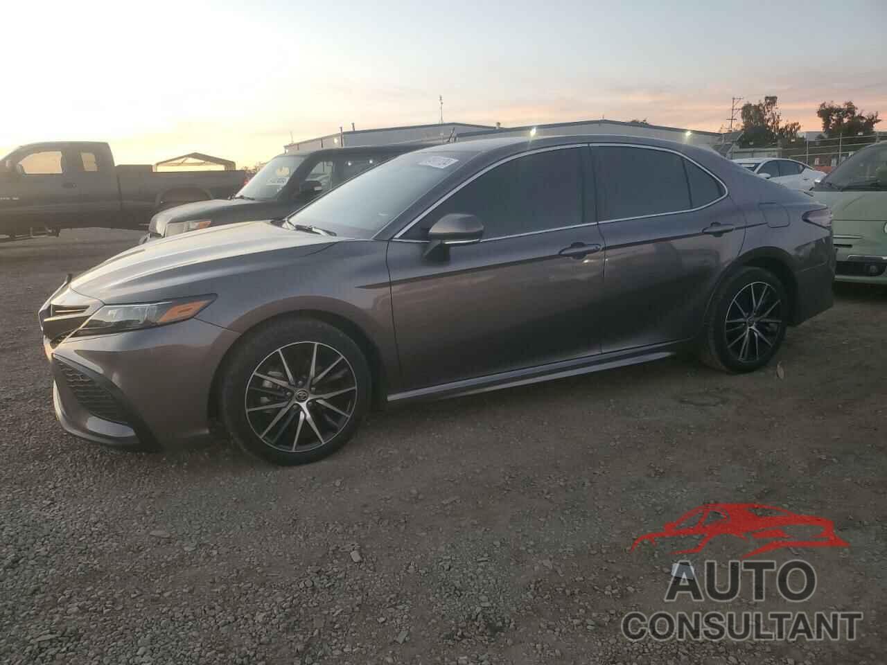 TOYOTA CAMRY 2024 - 4T1G11AK6RU892936