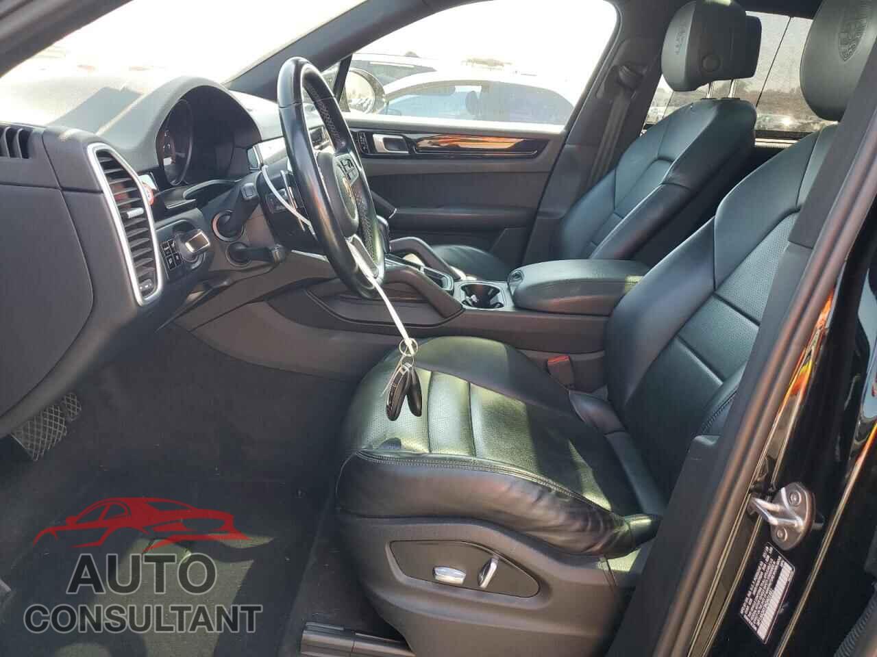 PORSCHE CAYENNE 2019 - WP1AA2AY3KDA01851