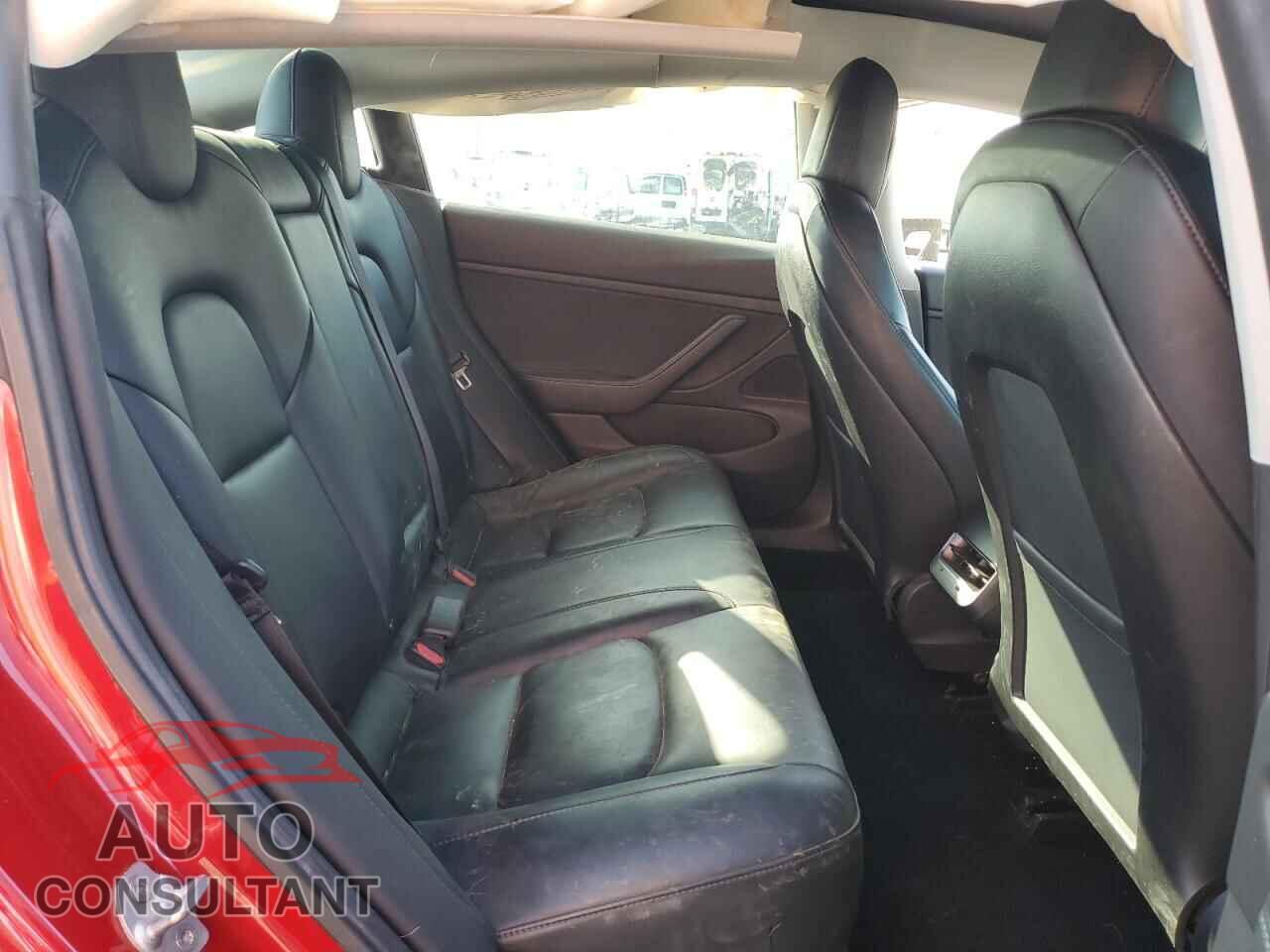 TESLA MODEL 3 2019 - 5YJ3E1EB0KF432901