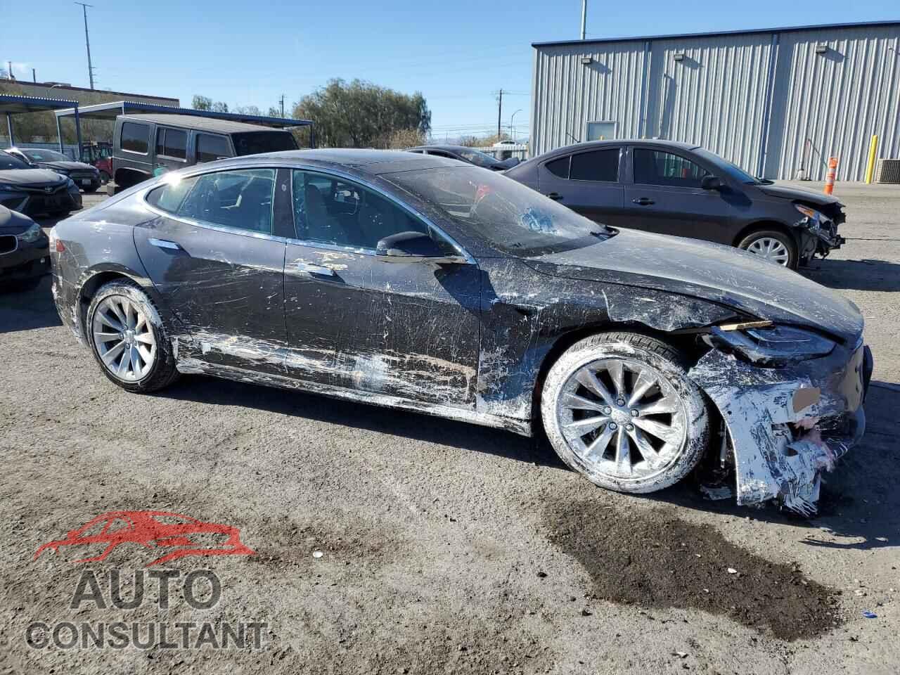 TESLA MODEL S 2017 - 5YJSA1E20HF184360