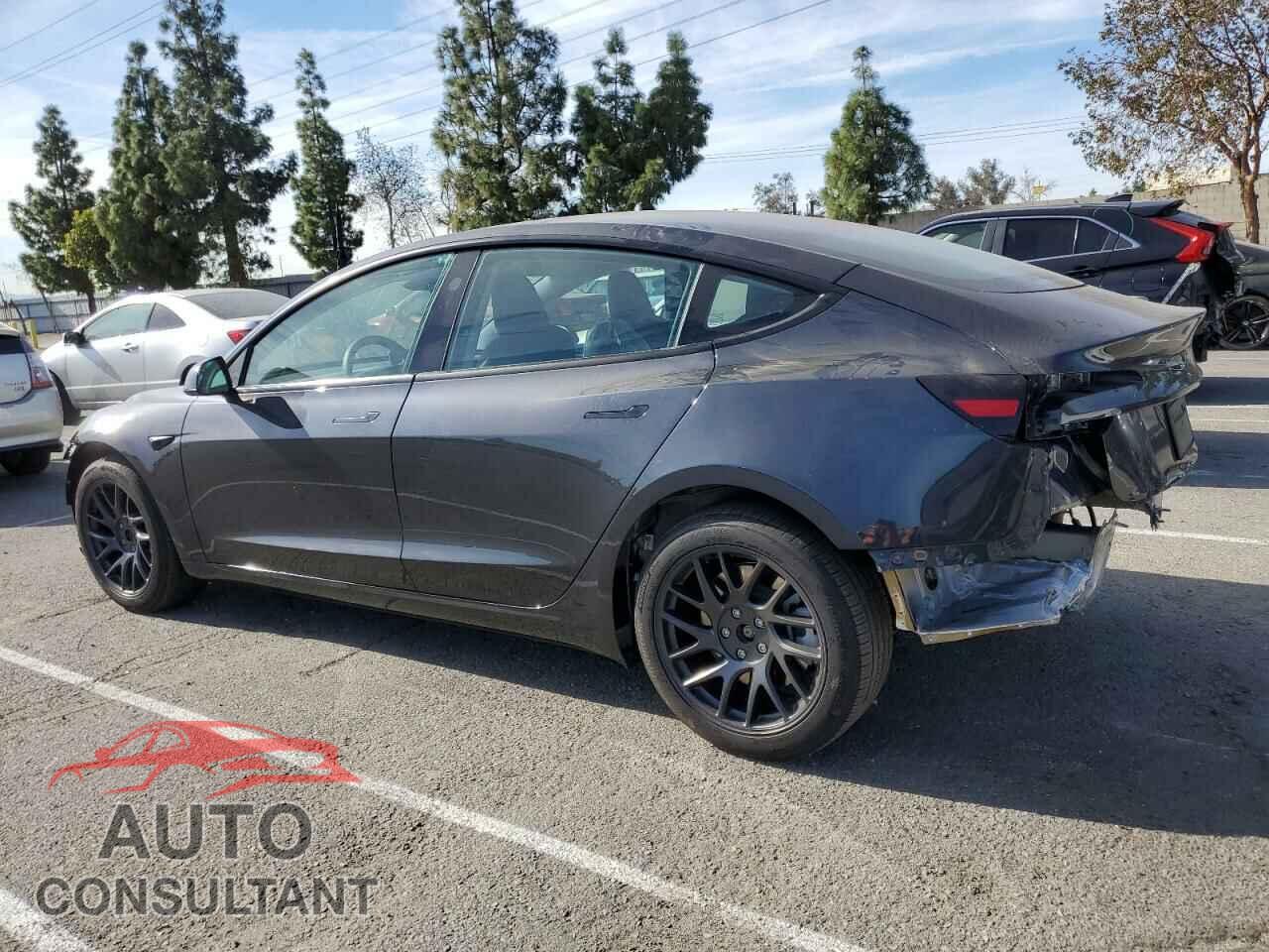 TESLA MODEL 3 2024 - 5YJ3E1EA3RF721577