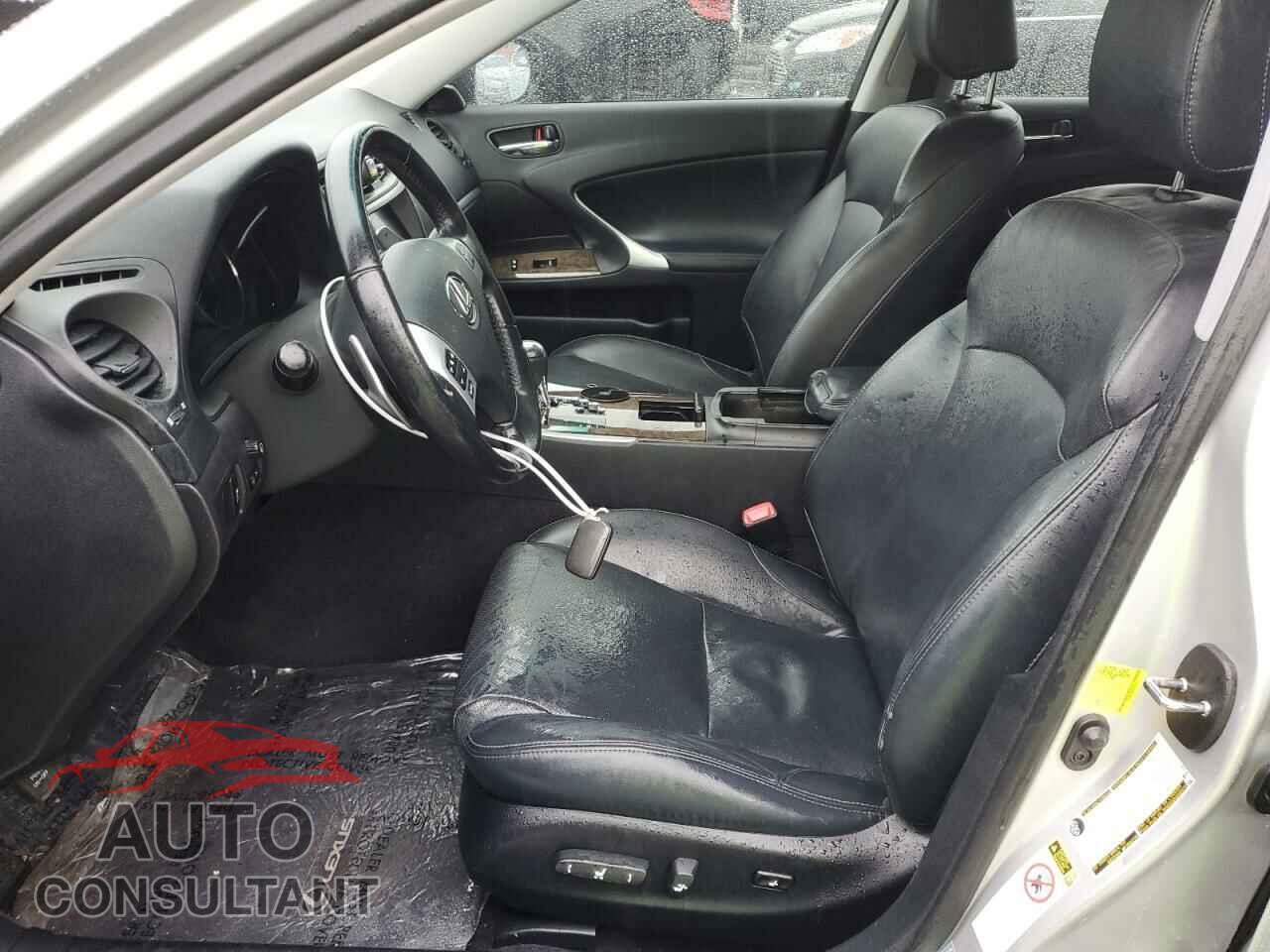 LEXUS IS 2012 - JTHBF5C22C5169427
