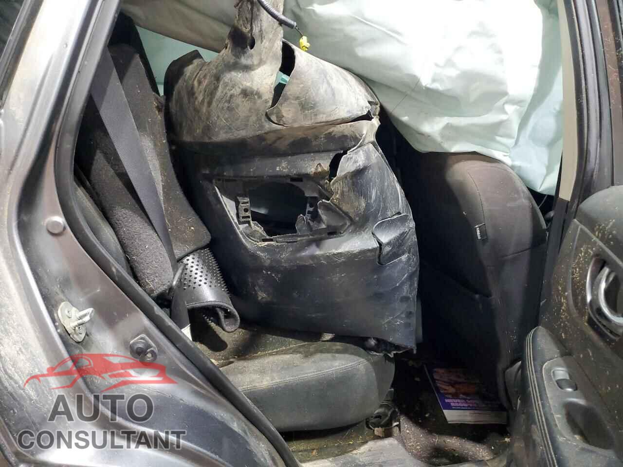 NISSAN ROGUE 2015 - KNMAT2MV2FP522755