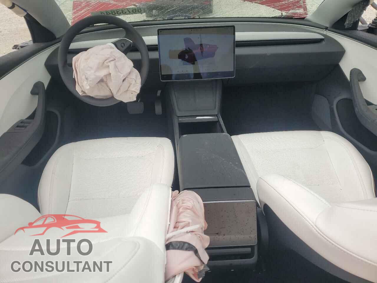 TESLA MODEL 3 2025 - 5YJ3E1EA2SF904586