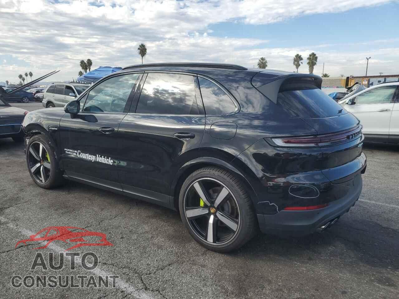 PORSCHE CAYENNE 2024 - WP1AE2AY2RDA29977