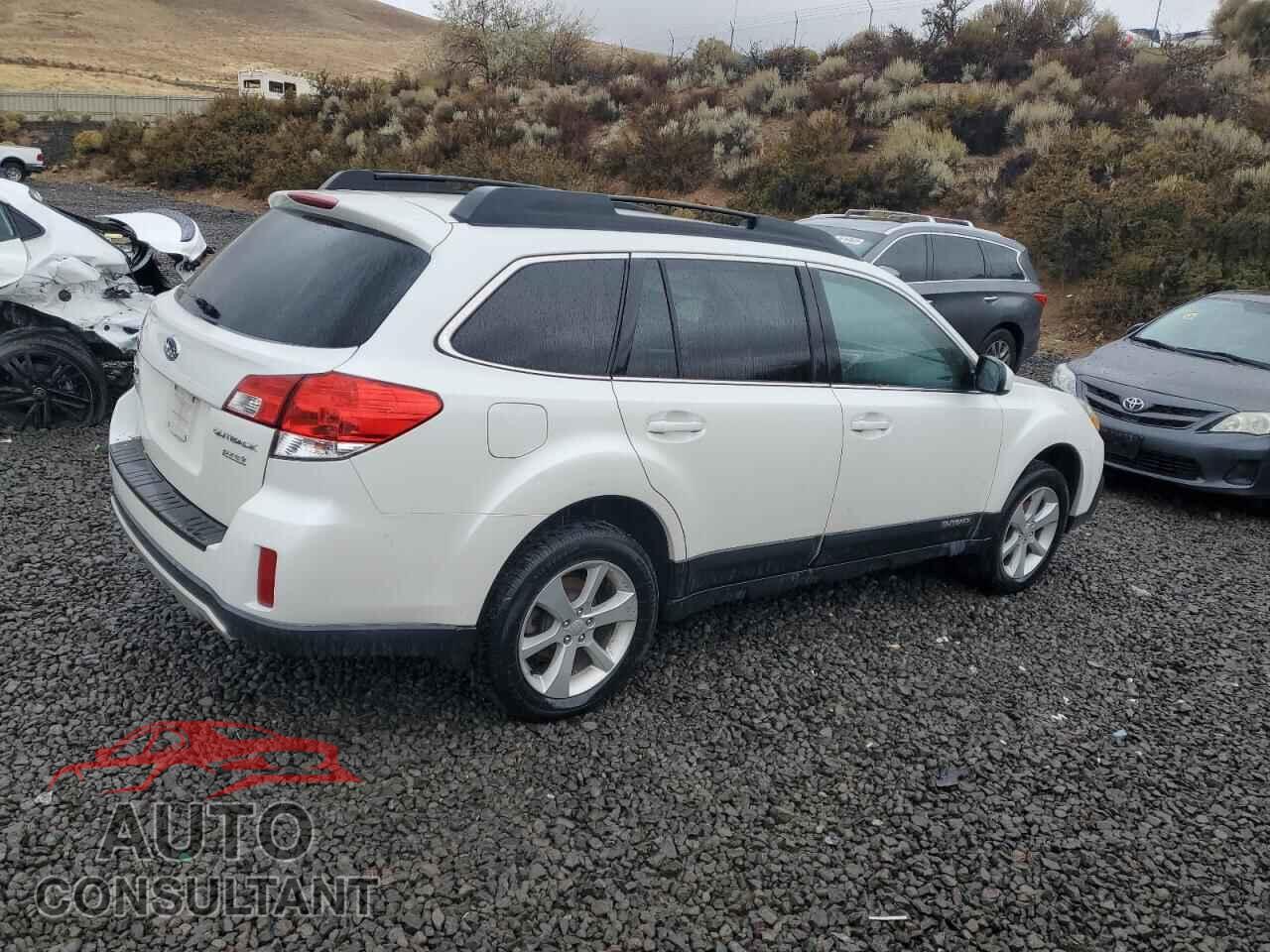 SUBARU OUTBACK 2013 - 4S4BRBCC5D3232402