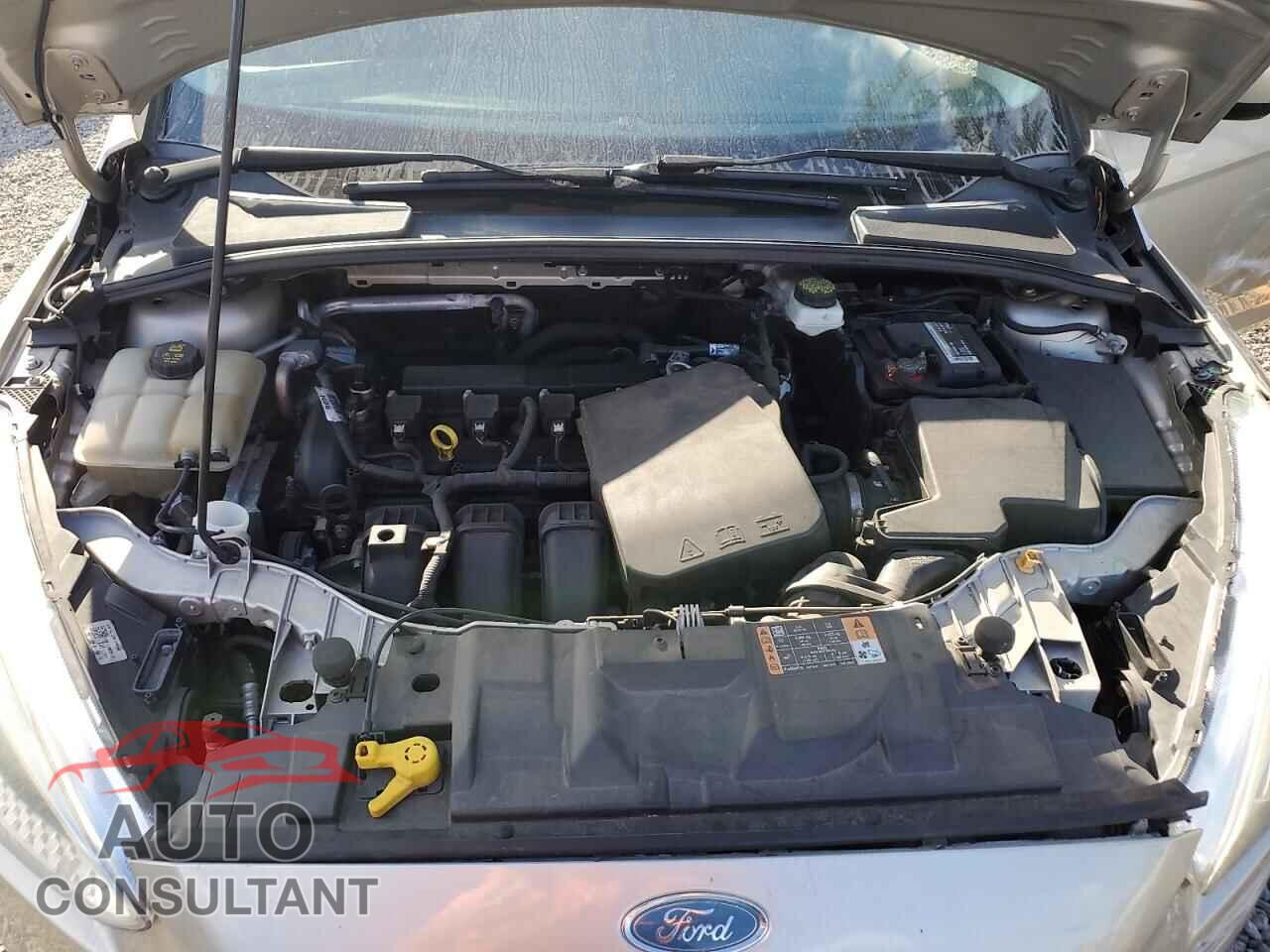 FORD FOCUS 2018 - 1FADP3F25JL212860