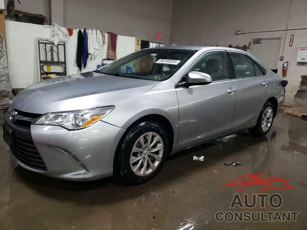 TOYOTA CAMRY 2015 - 4T4BF1FK7FR471877