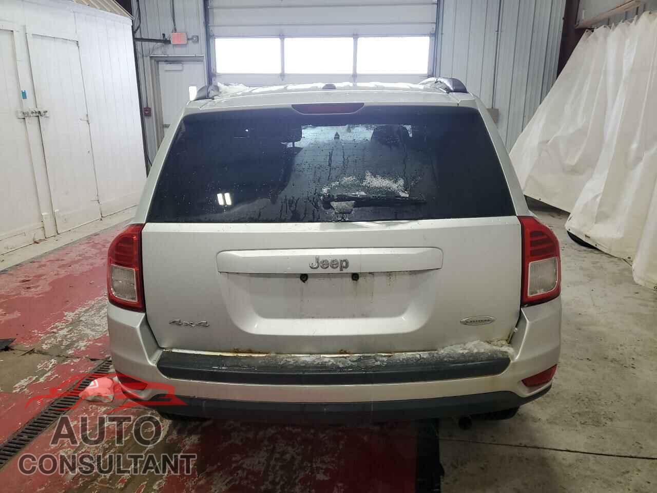JEEP COMPASS 2011 - 1J4NF1FB2BD210804