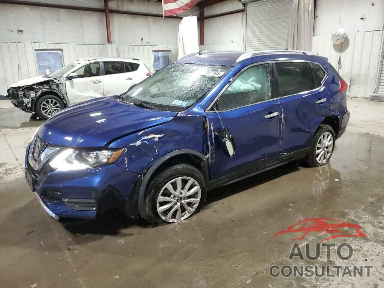 NISSAN ROGUE 2017 - KNMAT2MV1HP601613