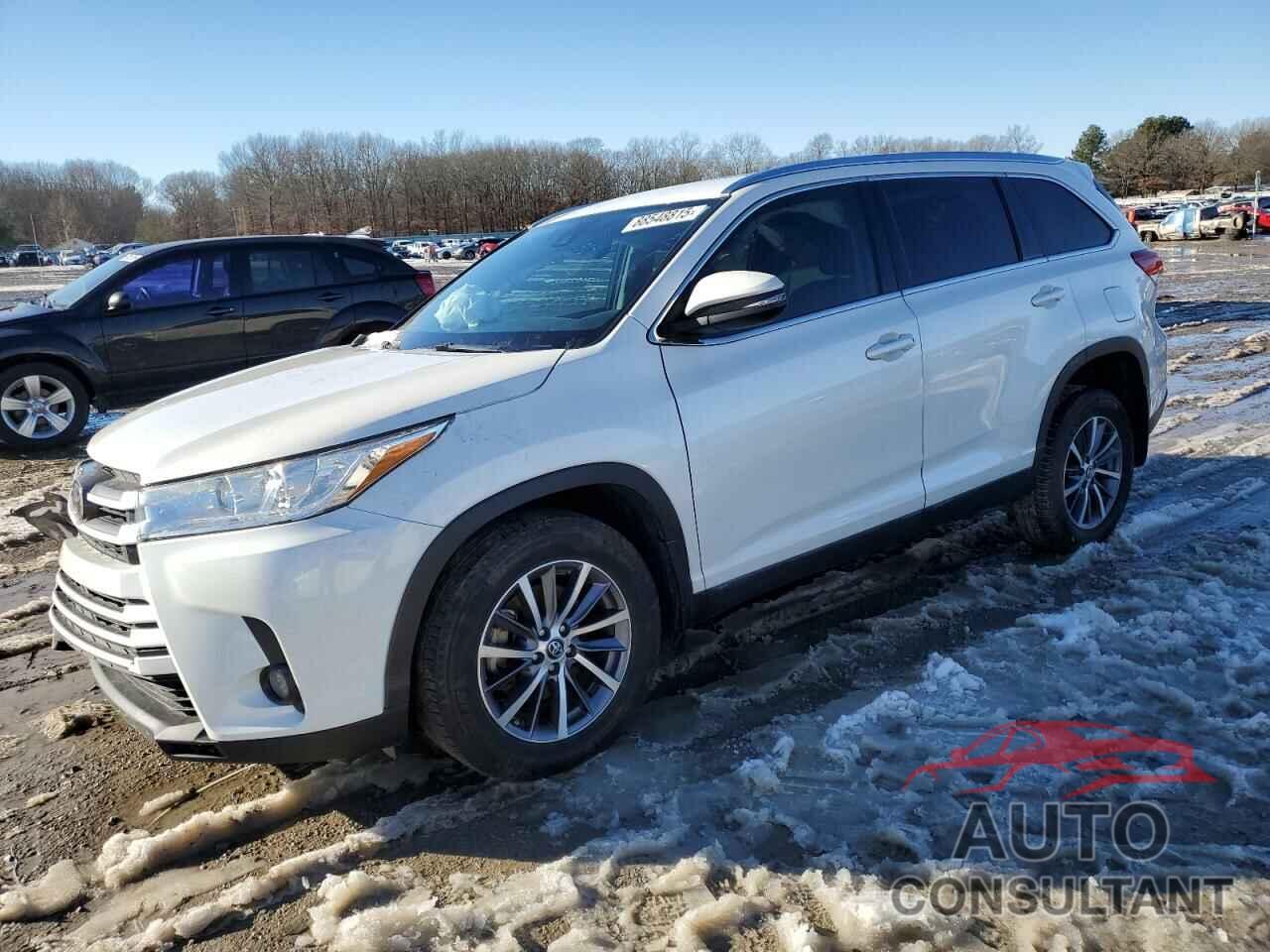 TOYOTA HIGHLANDER 2019 - 5TDKZRFH7KS550778