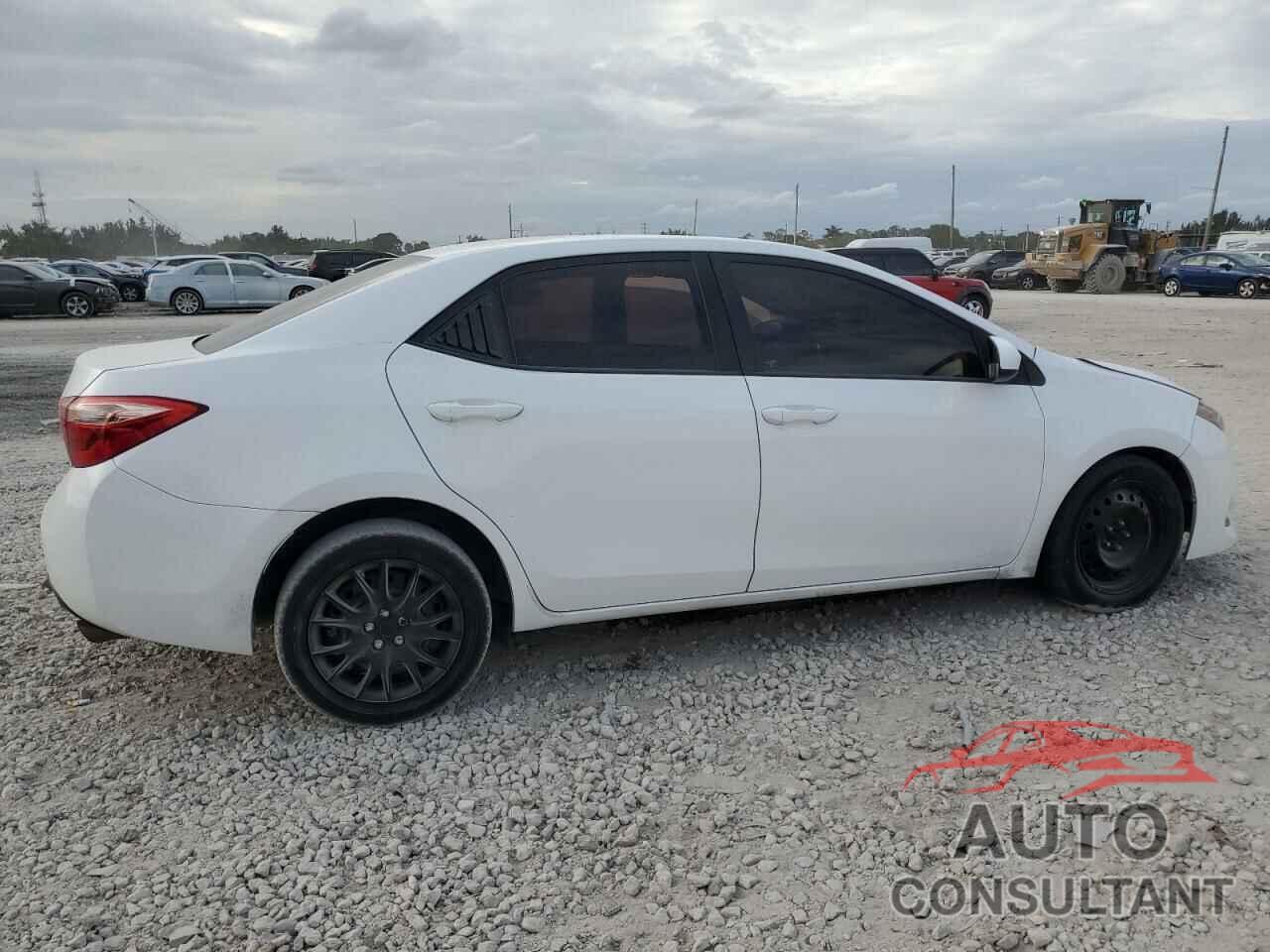 TOYOTA COROLLA 2018 - 2T1BURHE5JC975070