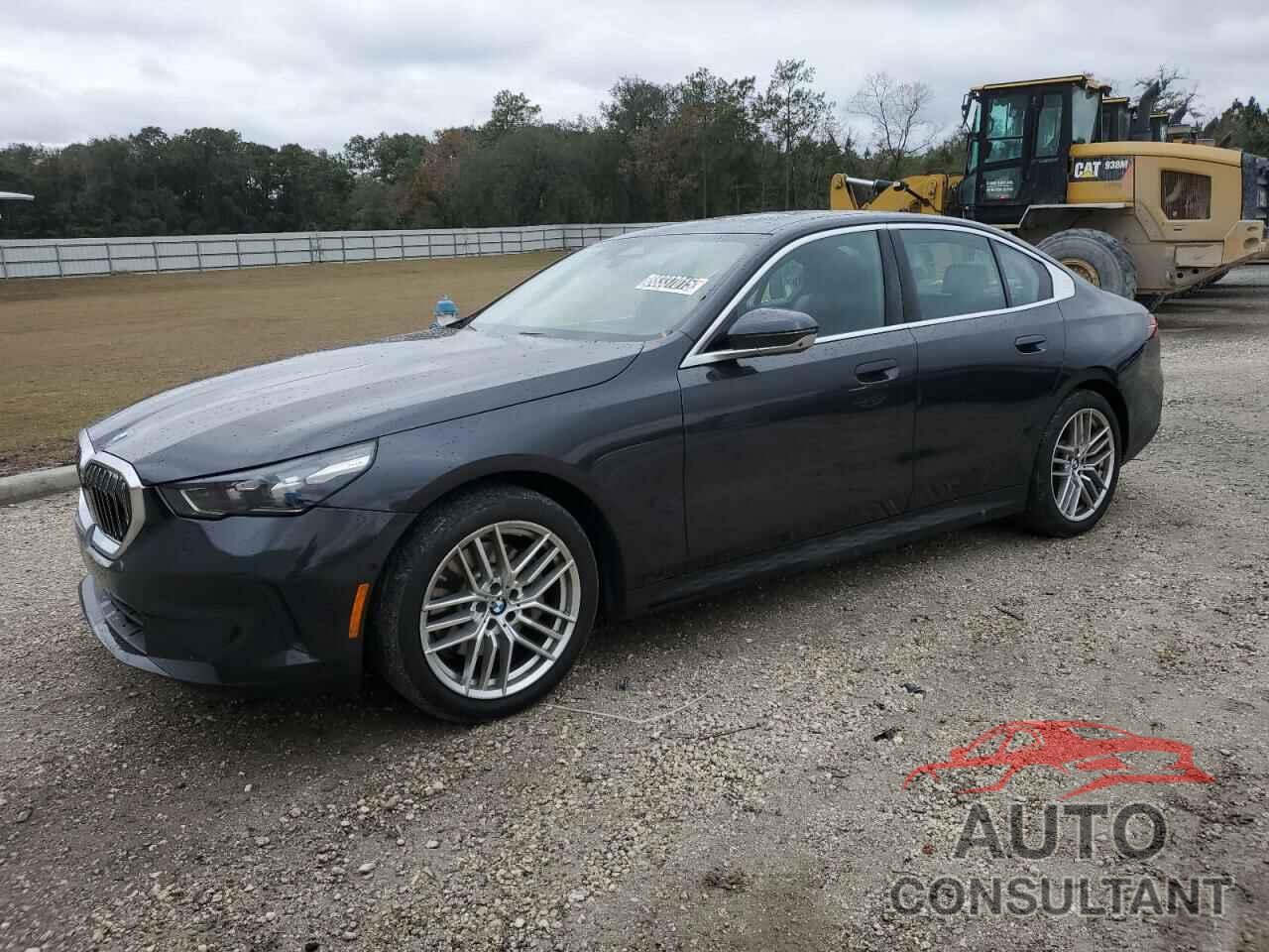 BMW 5 SERIES 2024 - WBA53FJ06RCR51813