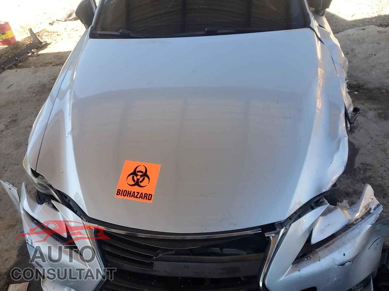 LEXUS IS 2015 - JTHBF1D20F5058225