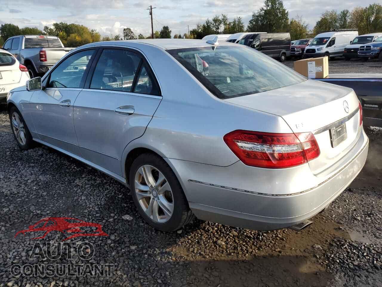 MERCEDES-BENZ E-CLASS 2011 - WDDHF5GB3BA465087