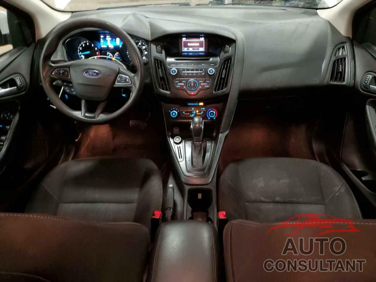 FORD FOCUS 2017 - 1FADP3K23HL215367