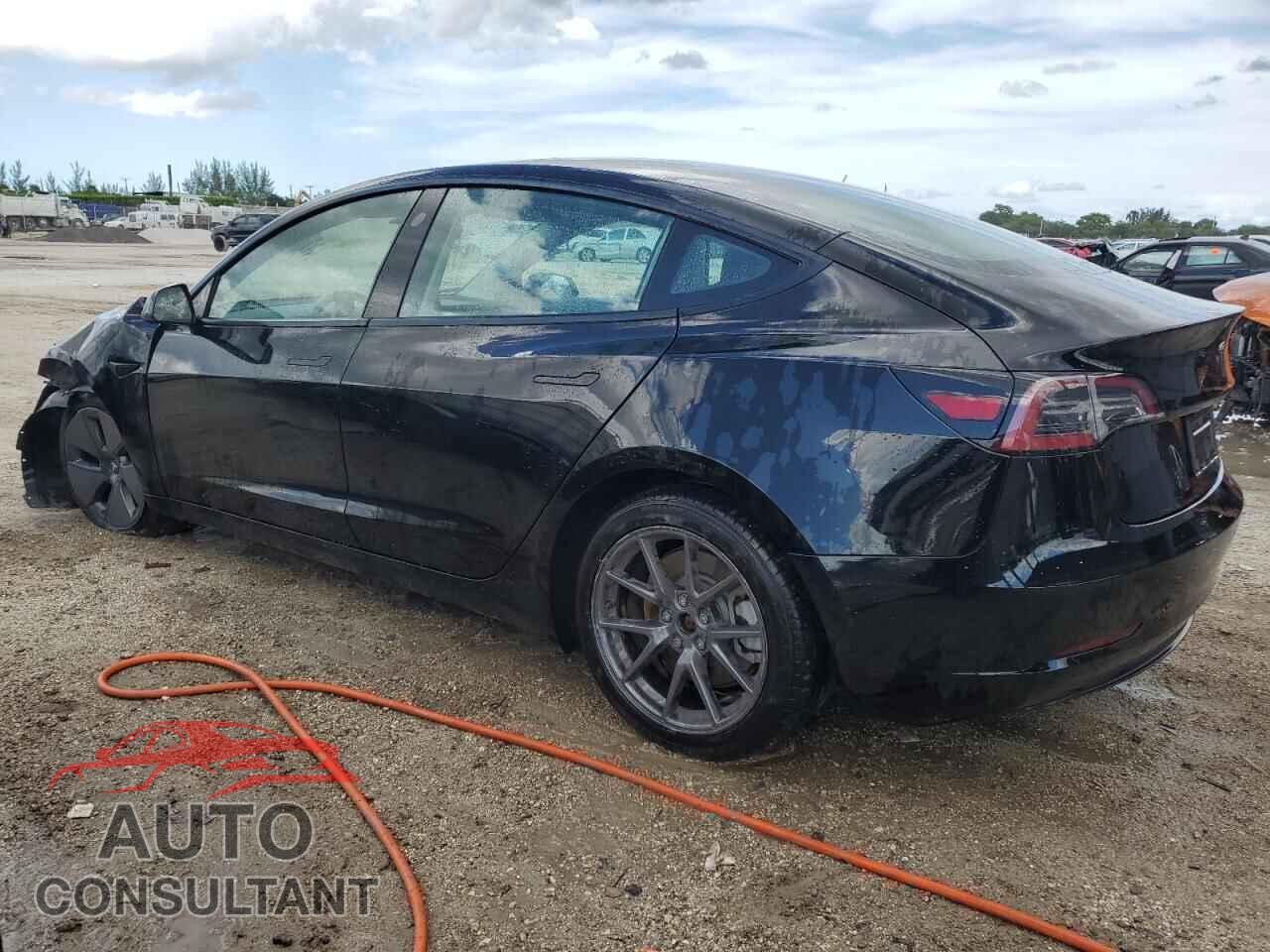 TESLA MODEL 3 2023 - 5YJ3E1EA6PF456702