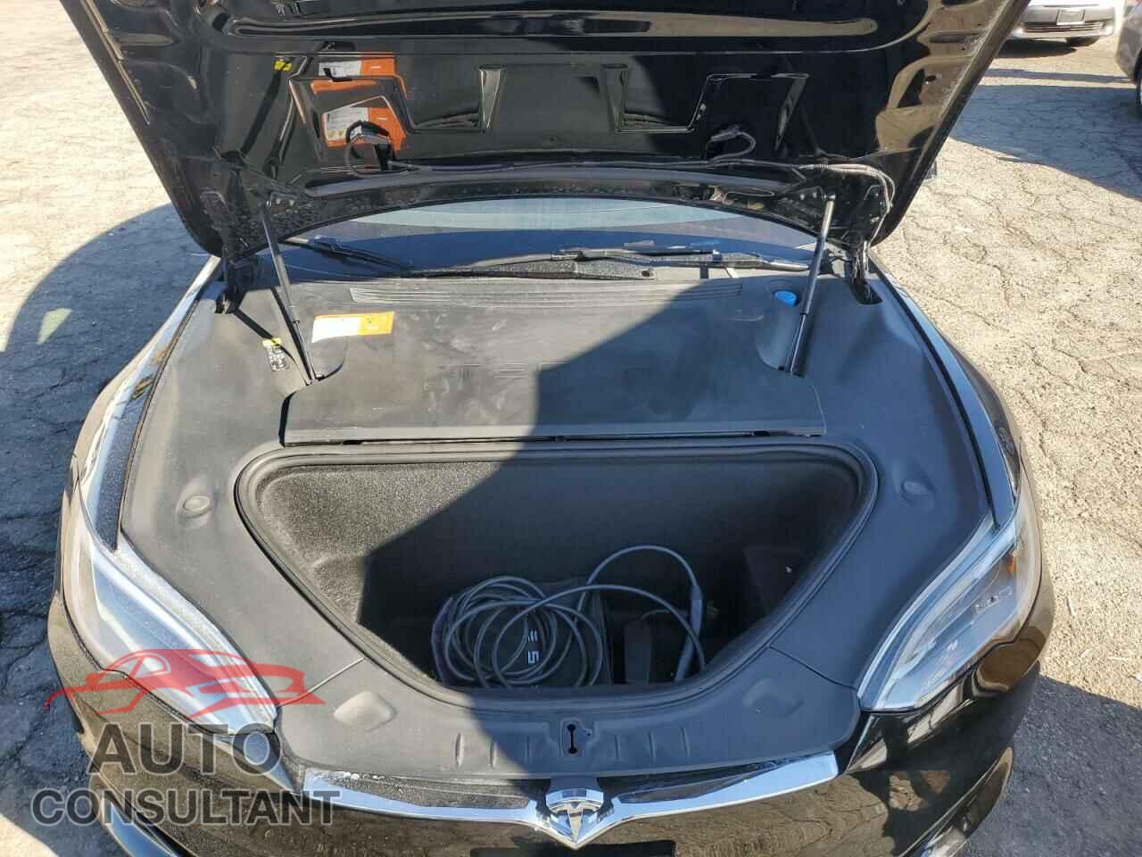 TESLA MODEL S 2018 - 5YJSA1E48JF278459