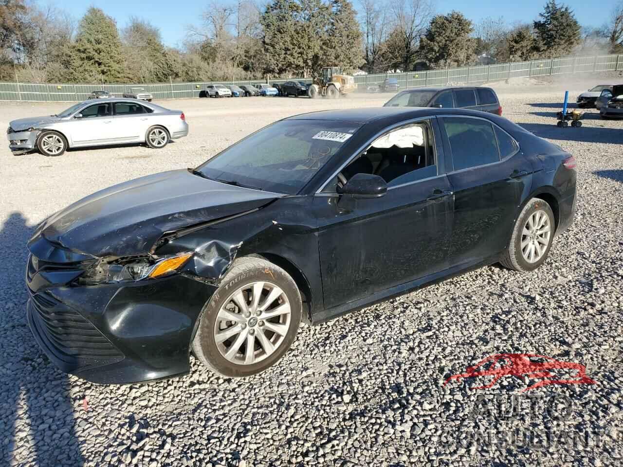 TOYOTA CAMRY 2018 - JTNB11HK9J3047539