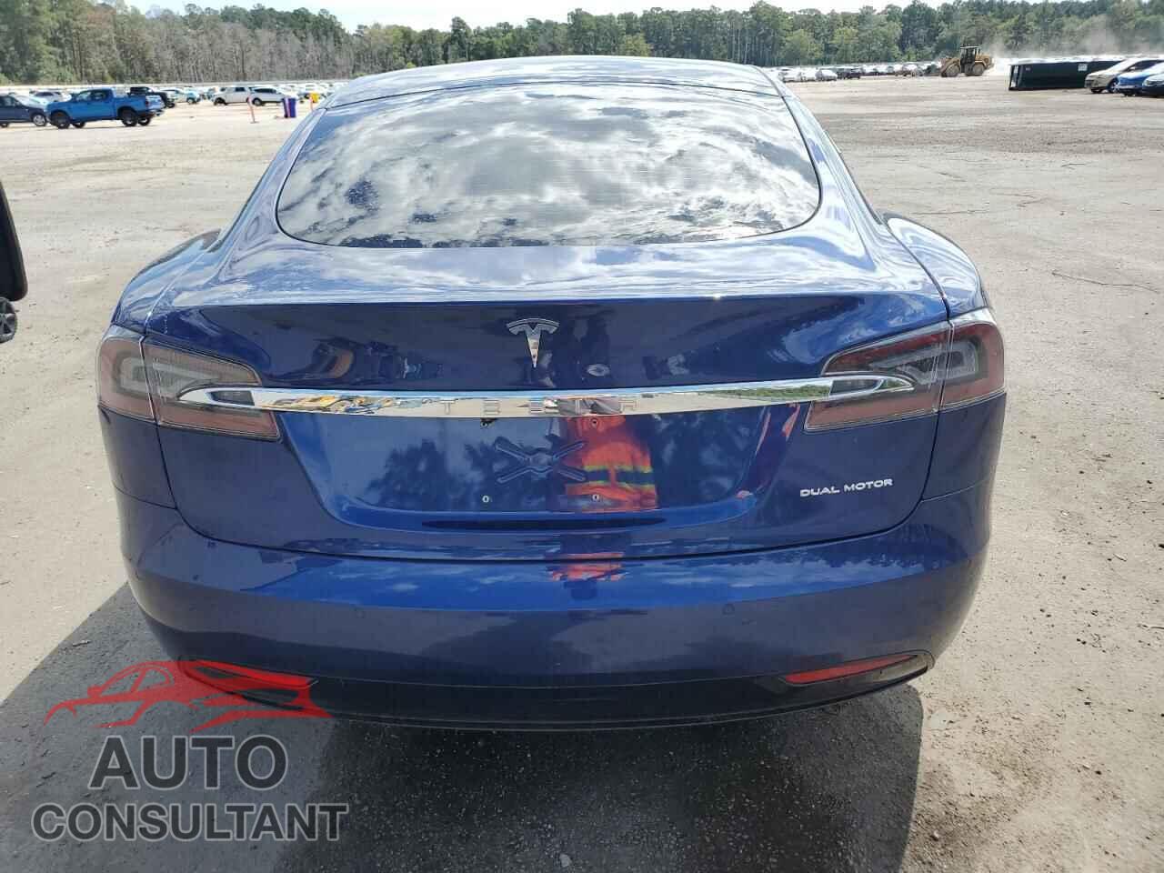 TESLA MODEL S 2021 - 5YJSA1E24MF424231