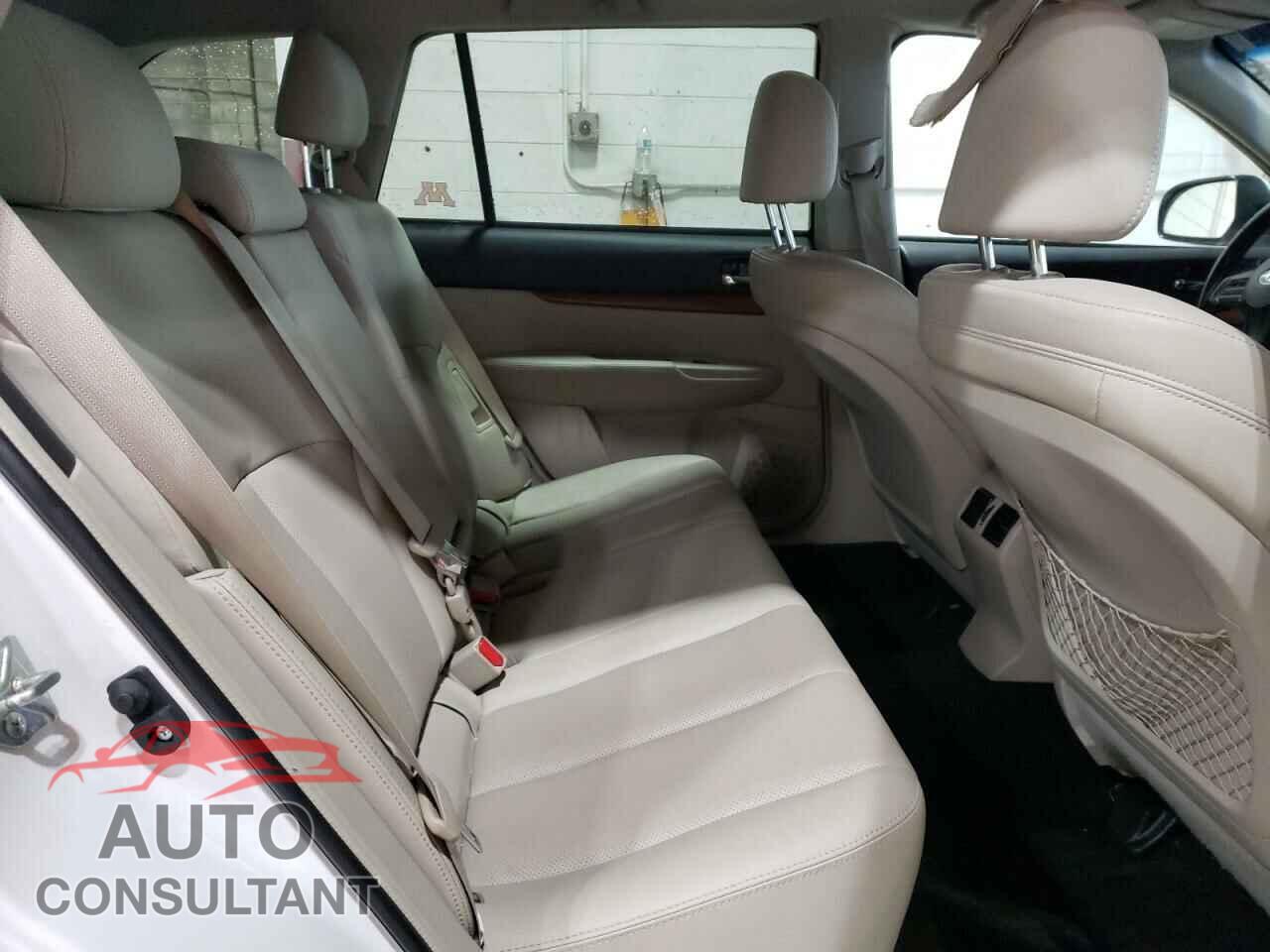SUBARU OUTBACK 2014 - 4S4BRCLC3E3272002