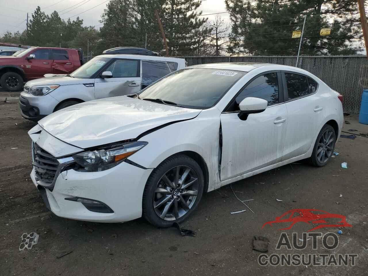 MAZDA 3 2018 - 3MZBN1V35JM190635