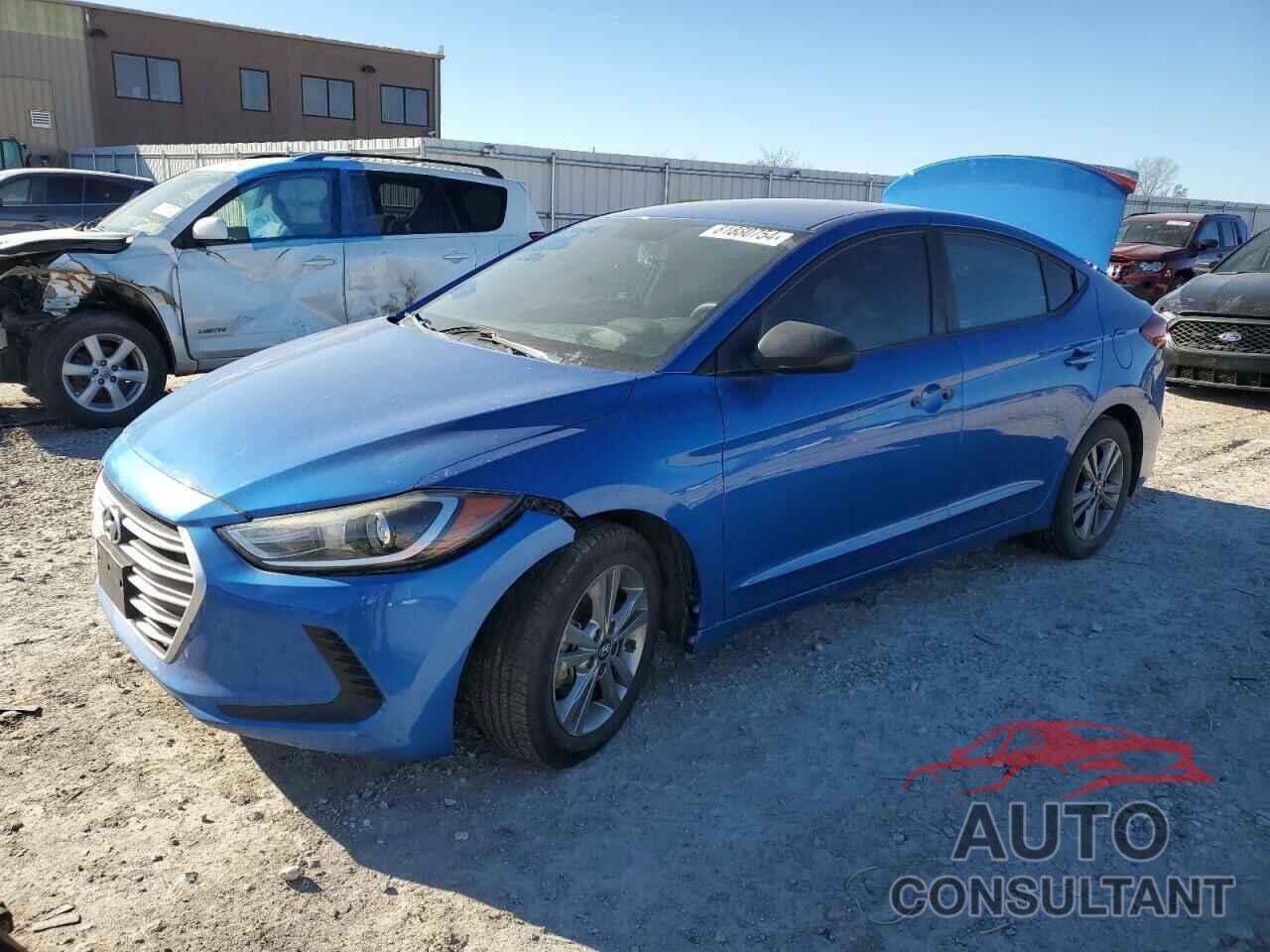 HYUNDAI ELANTRA 2018 - KMHD84LF4JU608210