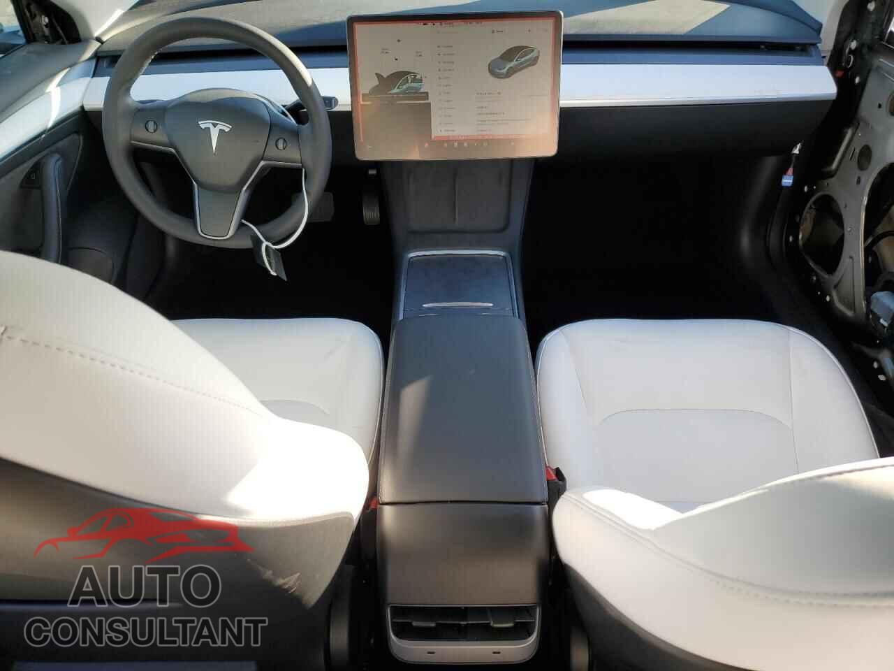 TESLA MODEL 3 2023 - 5YJ3E1EB9PF677770