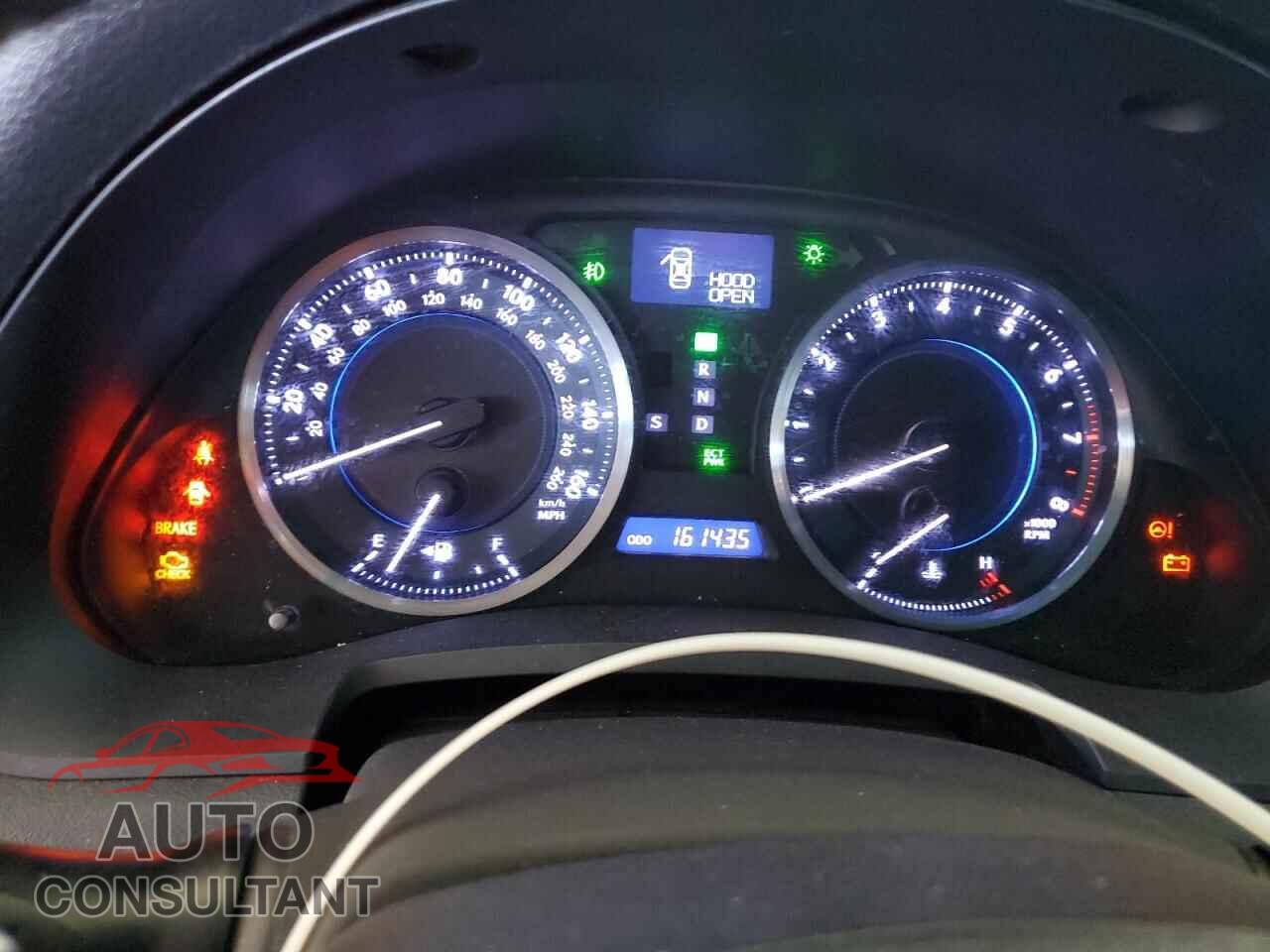 LEXUS IS 2012 - JTHBF5C29C5171644