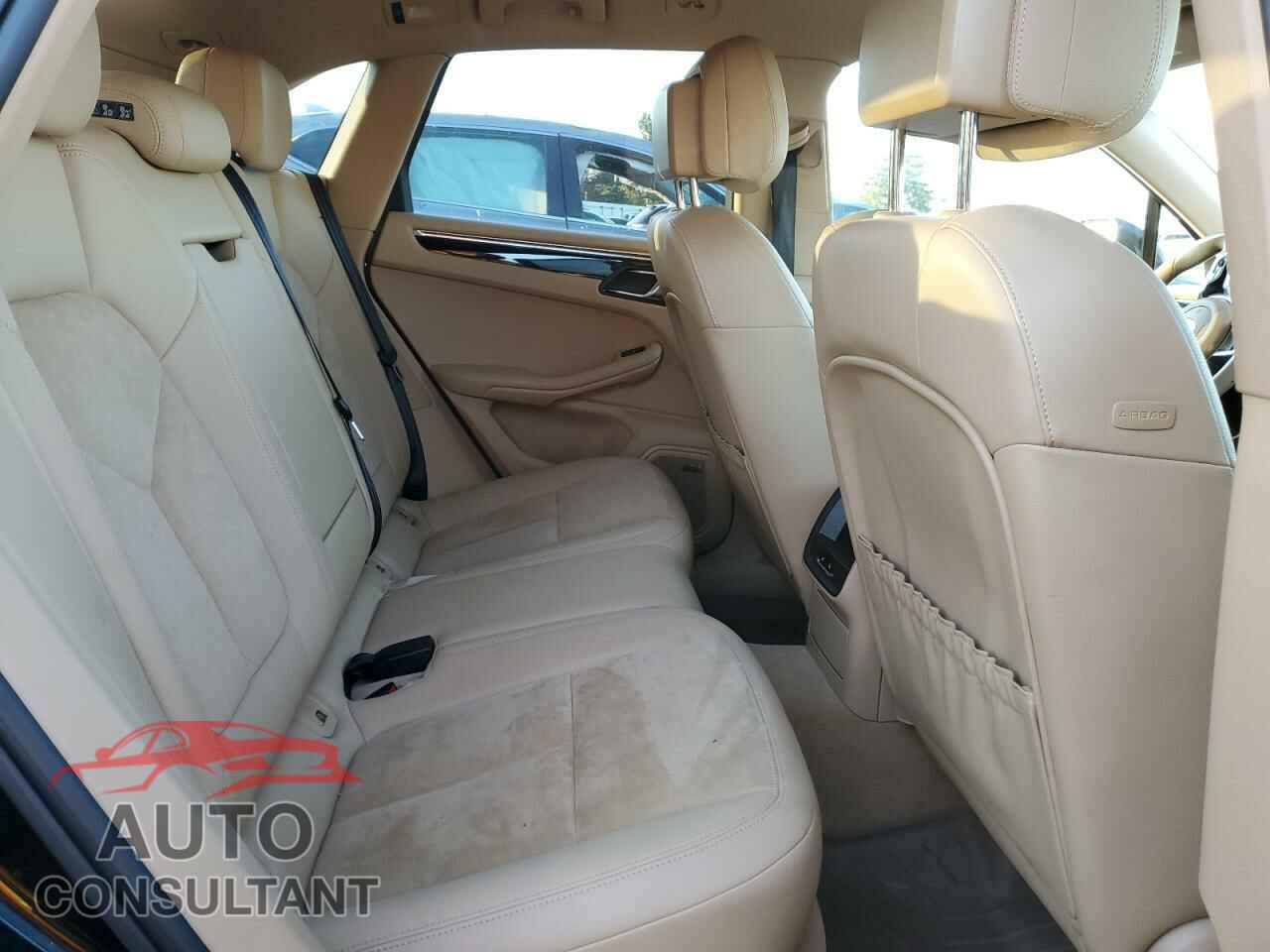 PORSCHE MACAN 2015 - WP1AB2A55FLB52155