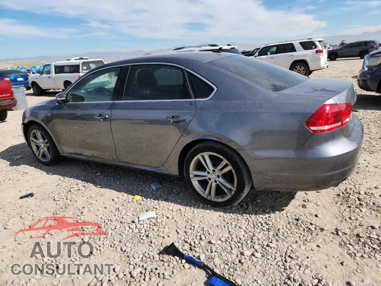 VOLKSWAGEN PASSAT 2015 - 1VWAT7A36FC098758