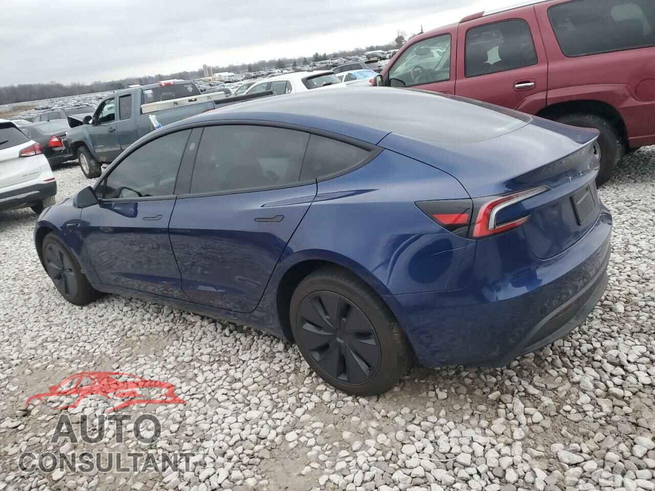 TESLA MODEL 3 2024 - 5YJ3E1EA6RF836528