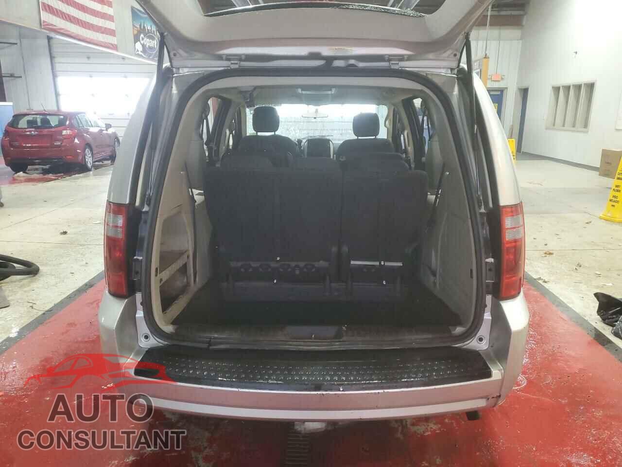 DODGE CARAVAN 2010 - 2D4RN5D16AR211268