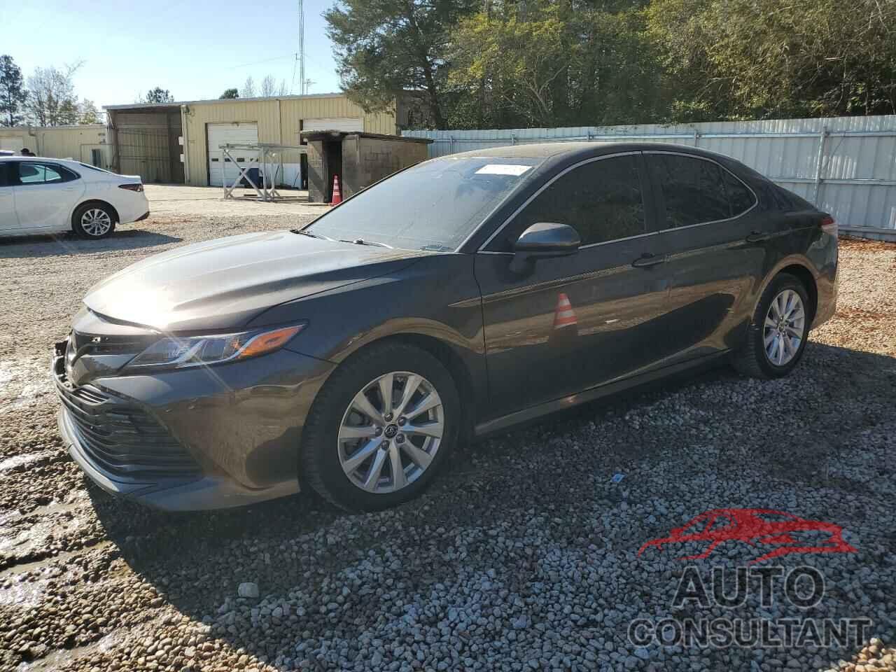 TOYOTA CAMRY 2018 - JTNB11HK8J3010367
